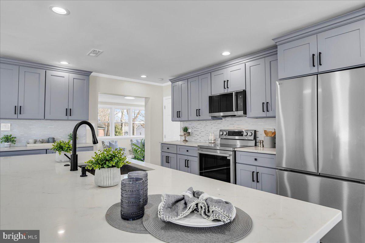 NORTHFIELD - Residential