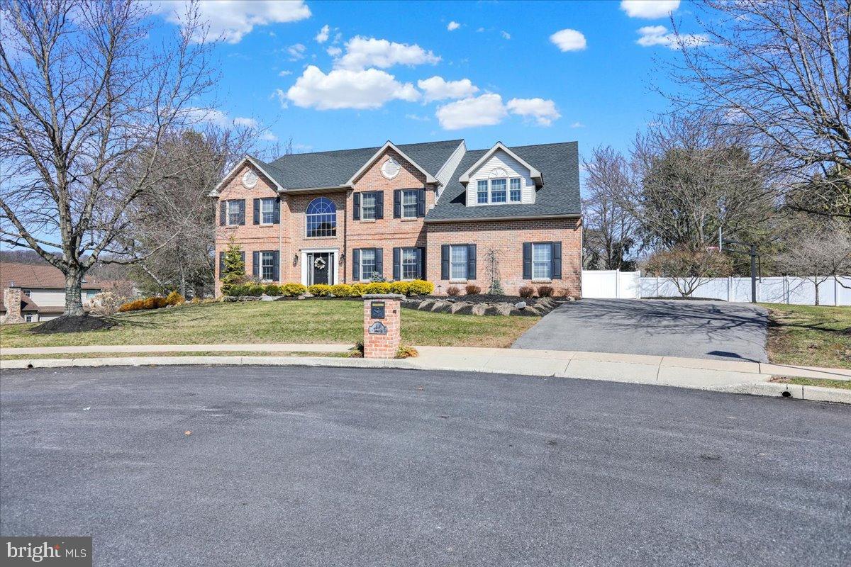 GREEN VALLEY ESTAT - Residential