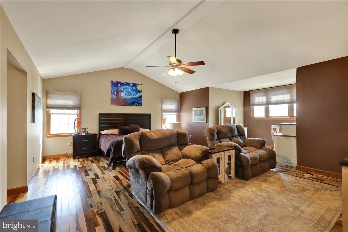 GREEN VALLEY ESTAT - Residential