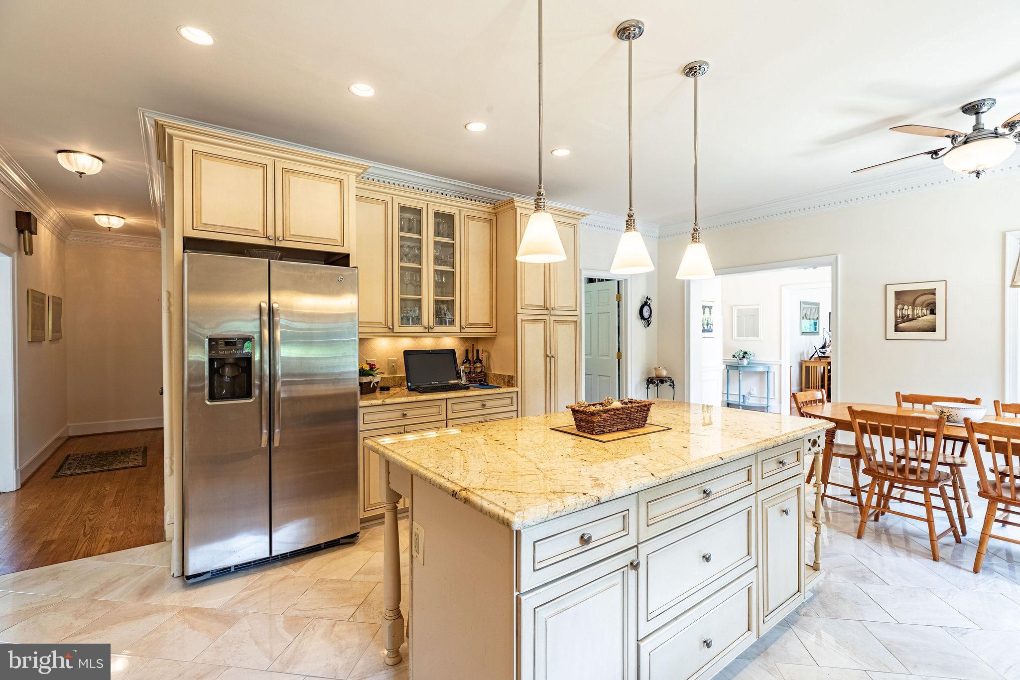 LANGLEY OAKS - Residential