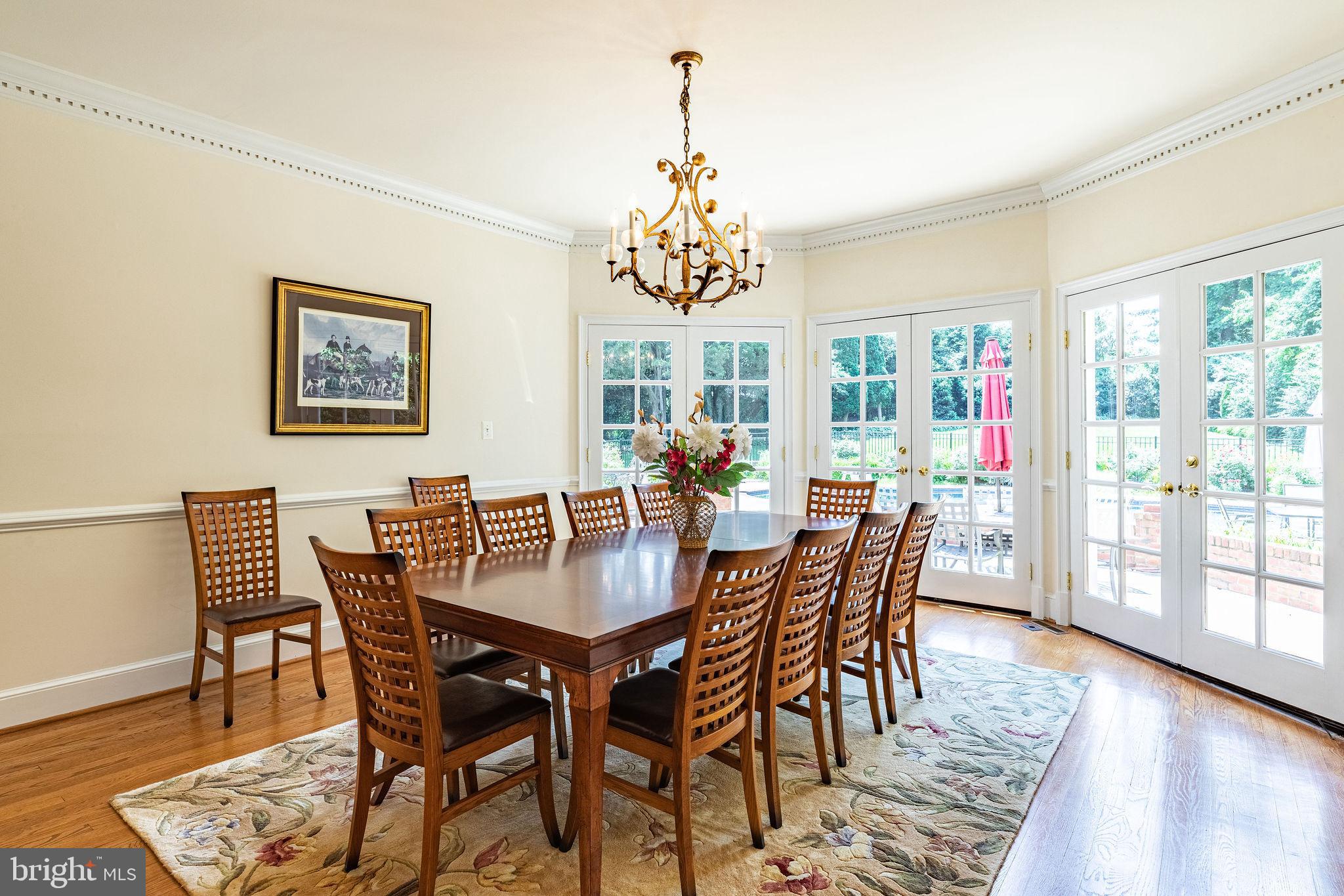 LANGLEY OAKS - Residential