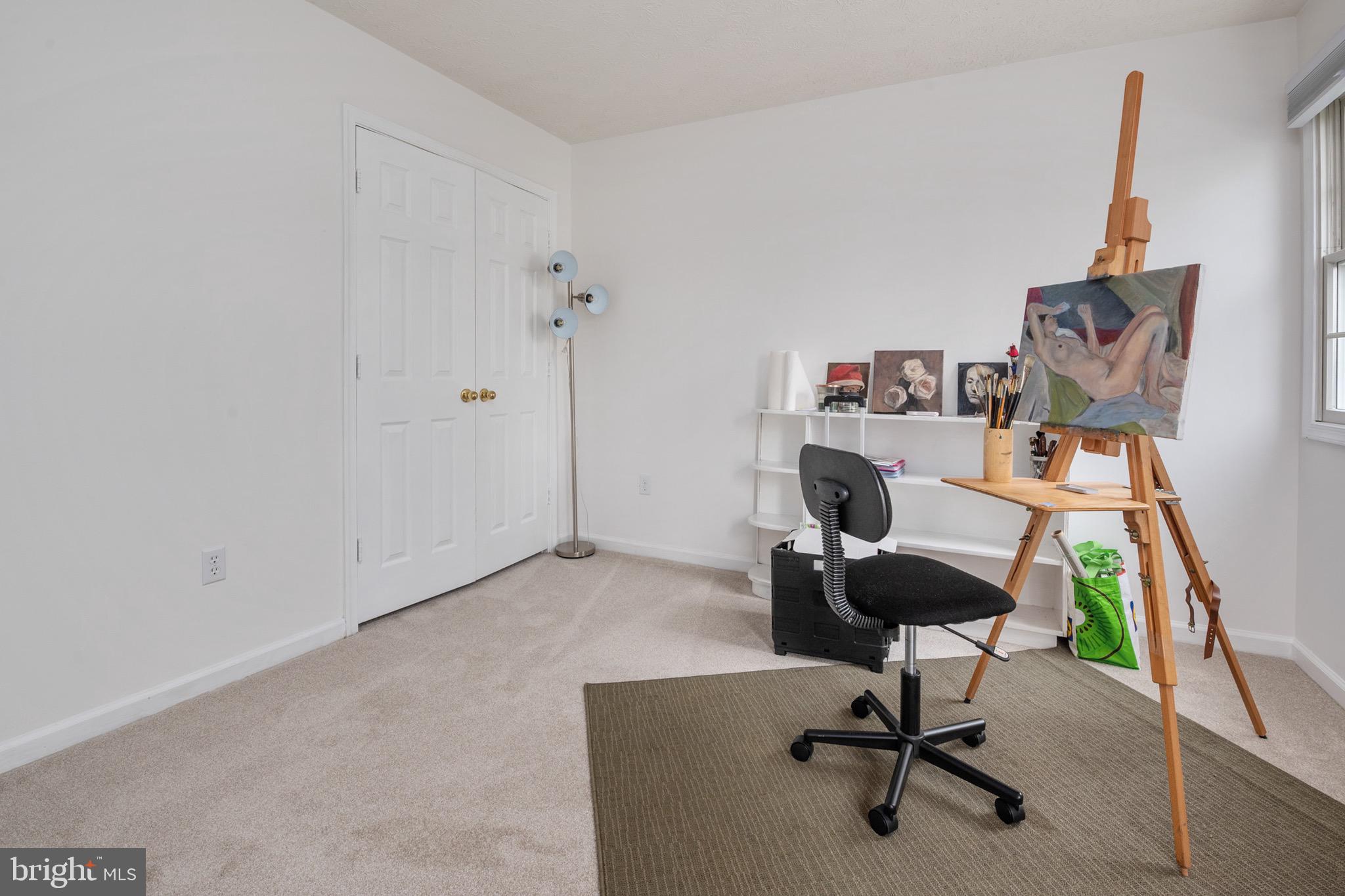 COURTS OF FOUR SEASONS - Residential