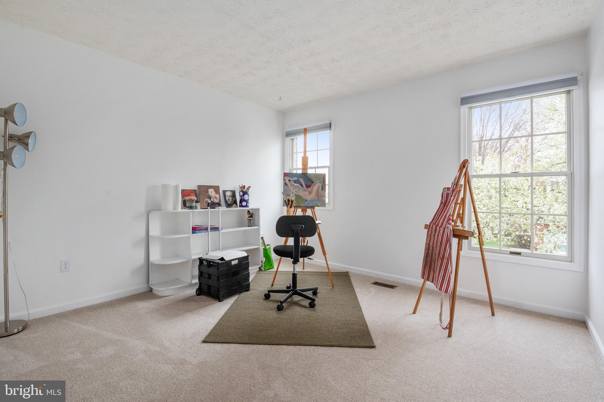 COURTS OF FOUR SEASONS - Residential