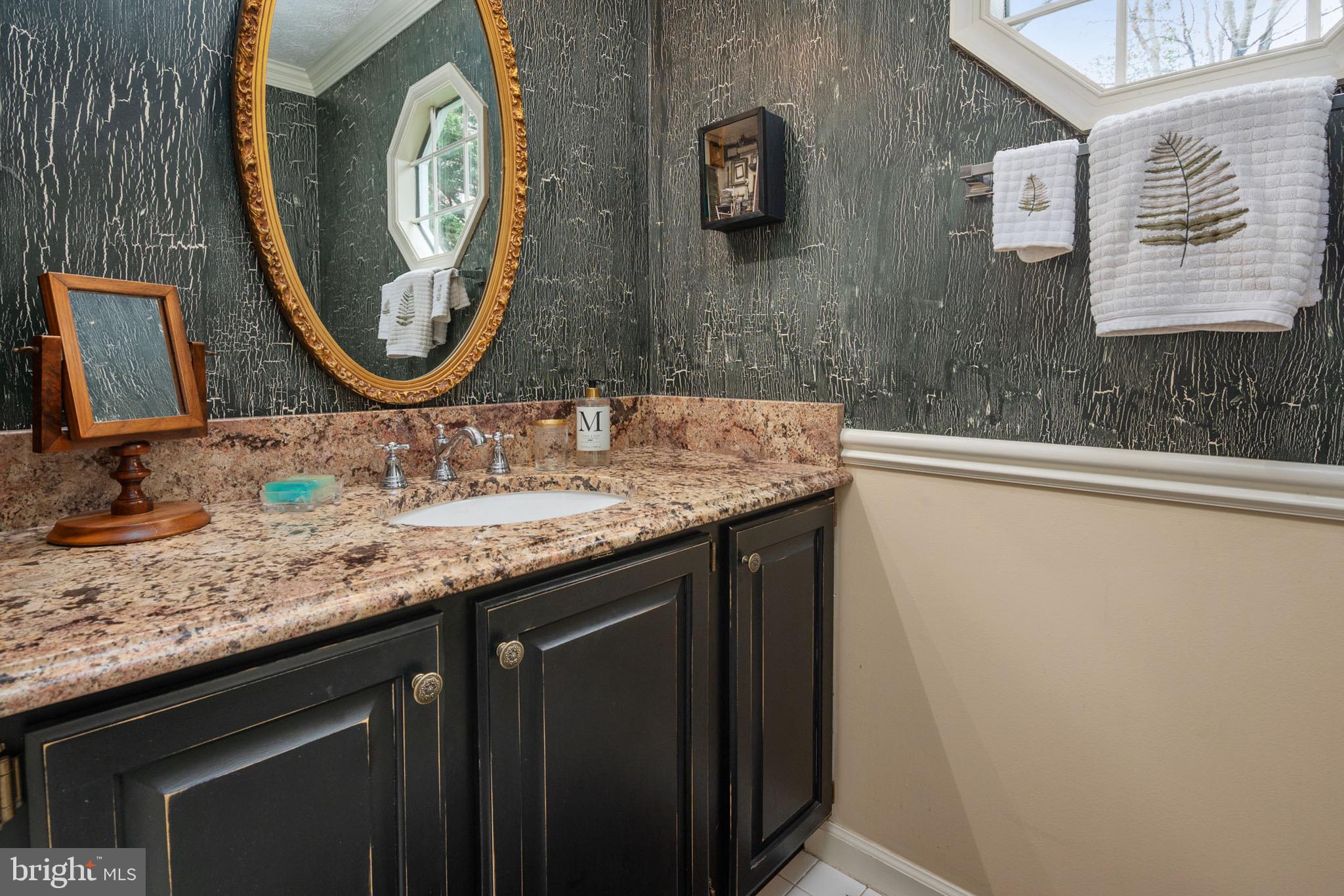 COURTS OF FOUR SEASONS - Residential