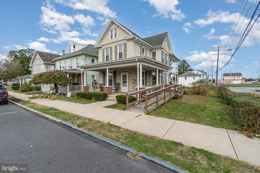 Photo of 24 N Green Street, PALMYRA, PA 17078 (MLS # PALN2023292)