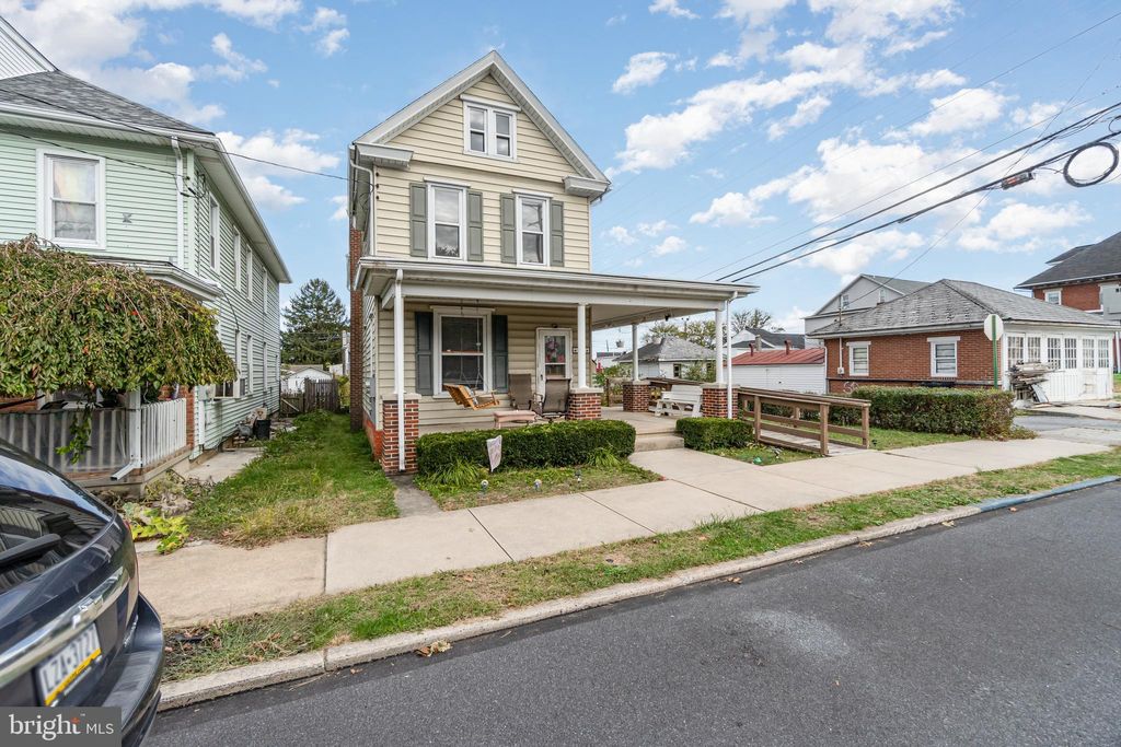 Photo of 24 N Green Street, PALMYRA, PA 17078 (MLS # PALN2023292)