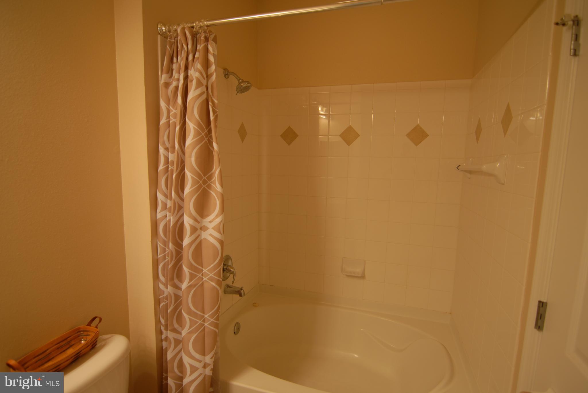 FITZ AT ROCKVILLE TOWN C - Residential