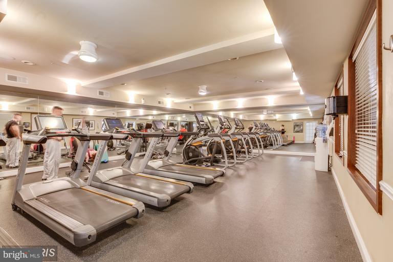 FITZ AT ROCKVILLE TOWN C - Residential