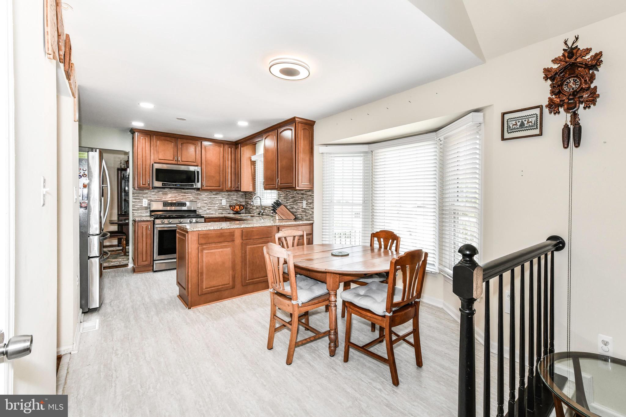 CHANTILLY HIGHLANDS - Residential