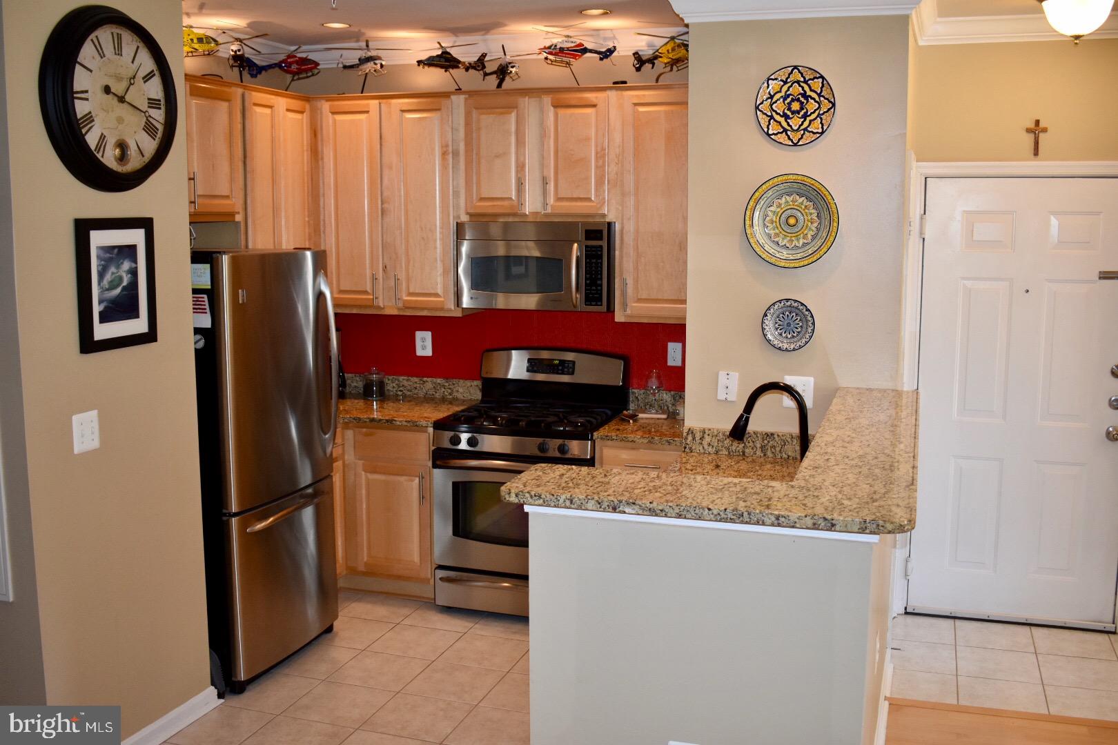 FAIRFAX RIDGE CONDOS - Residential Lease