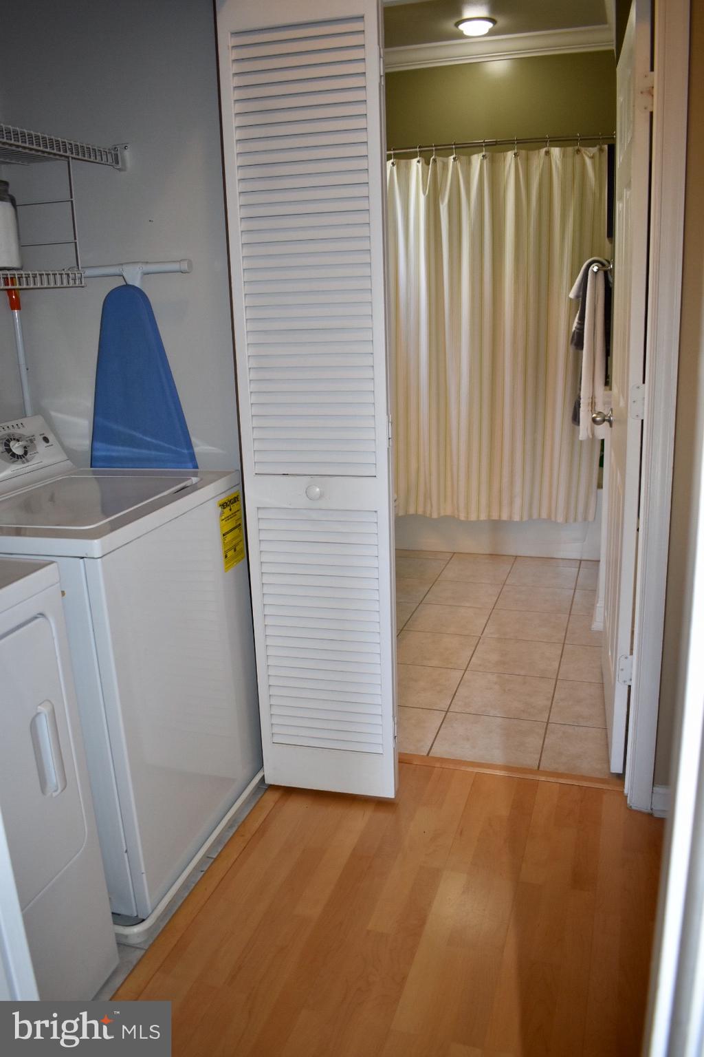 FAIRFAX RIDGE CONDOS - Residential Lease