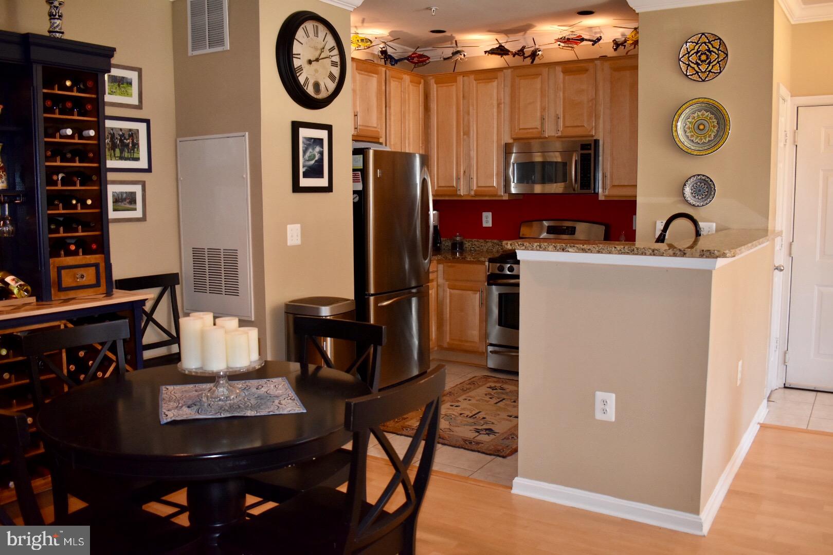 FAIRFAX RIDGE CONDOS - Residential Lease