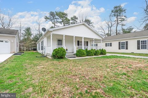 Mobile Home For Sale - 150 Troon Ct<br/> MAYS LANDING, NJ 08330