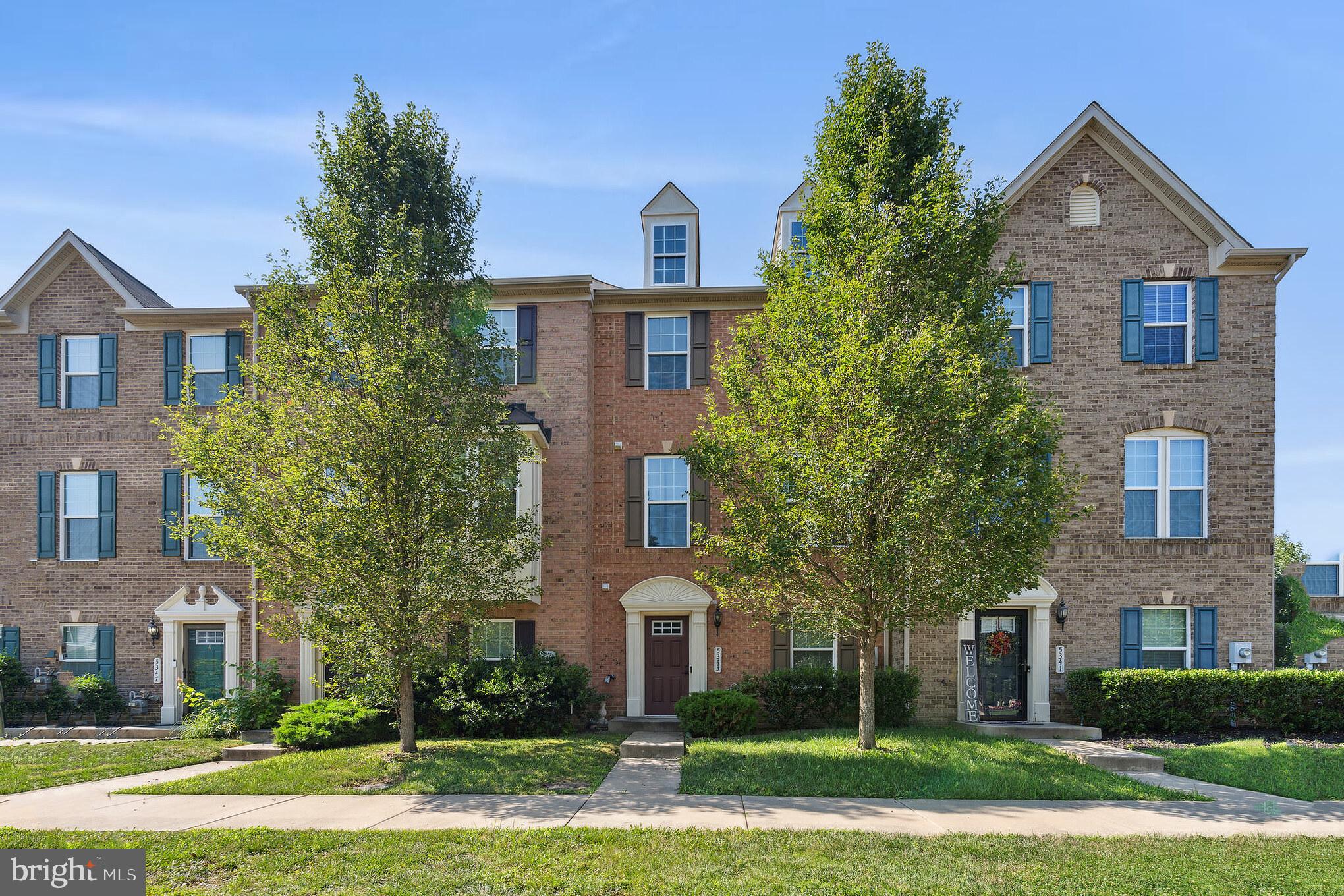 FIELDSIDE AT ST CHARLES - Residential