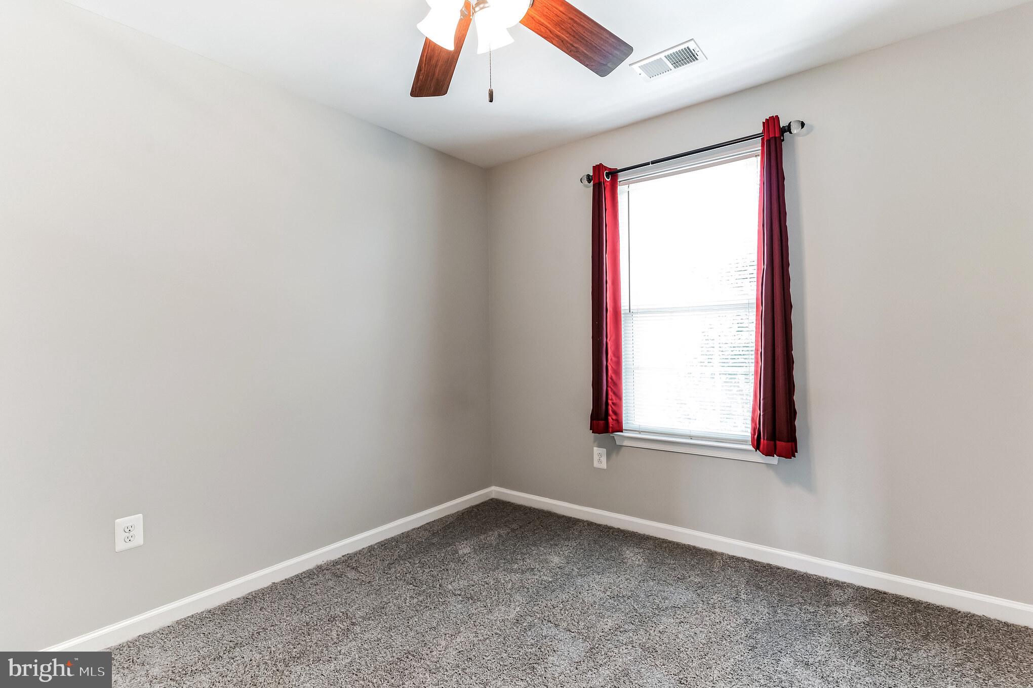 FIELDSIDE AT ST CHARLES - Residential