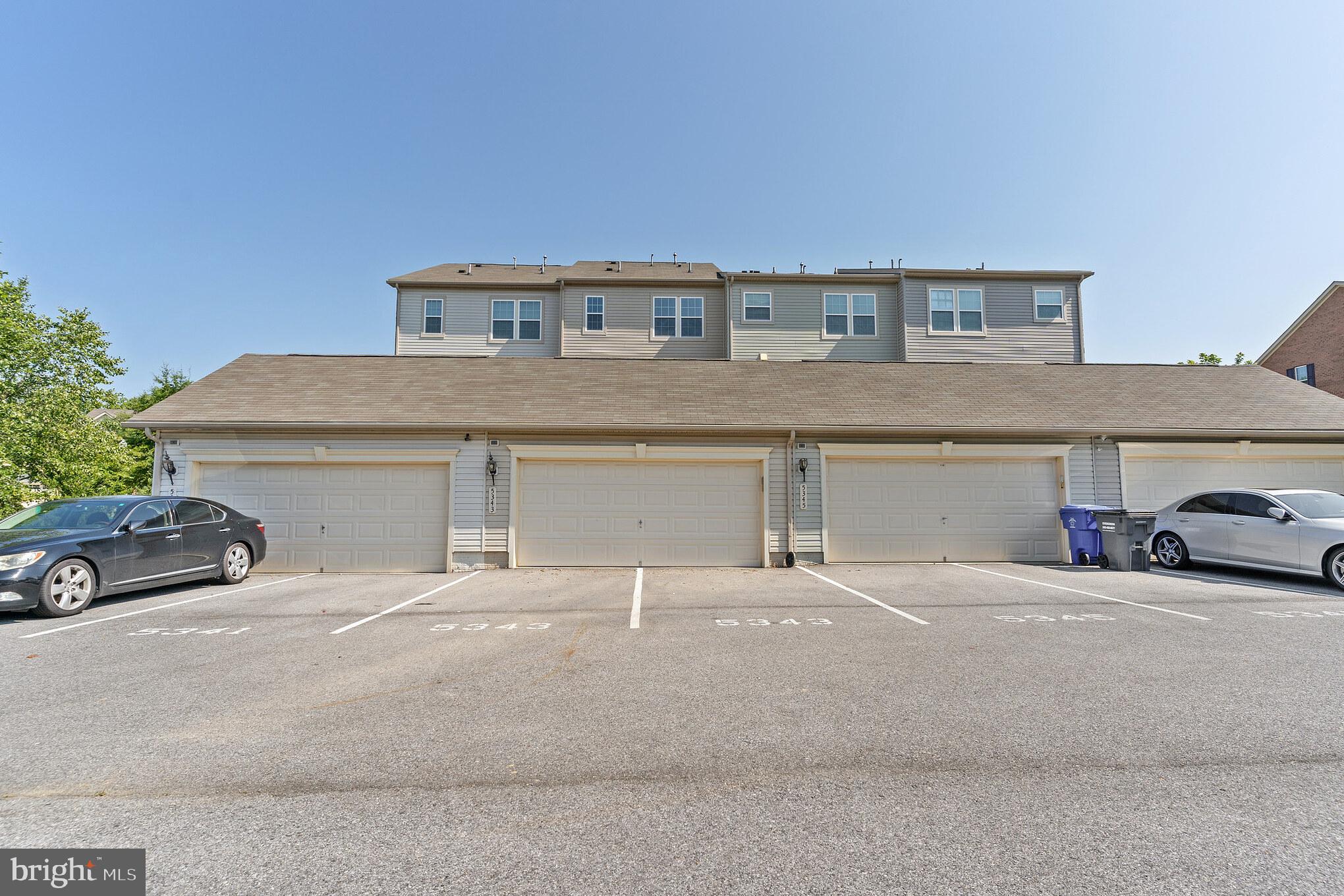 FIELDSIDE AT ST CHARLES - Residential