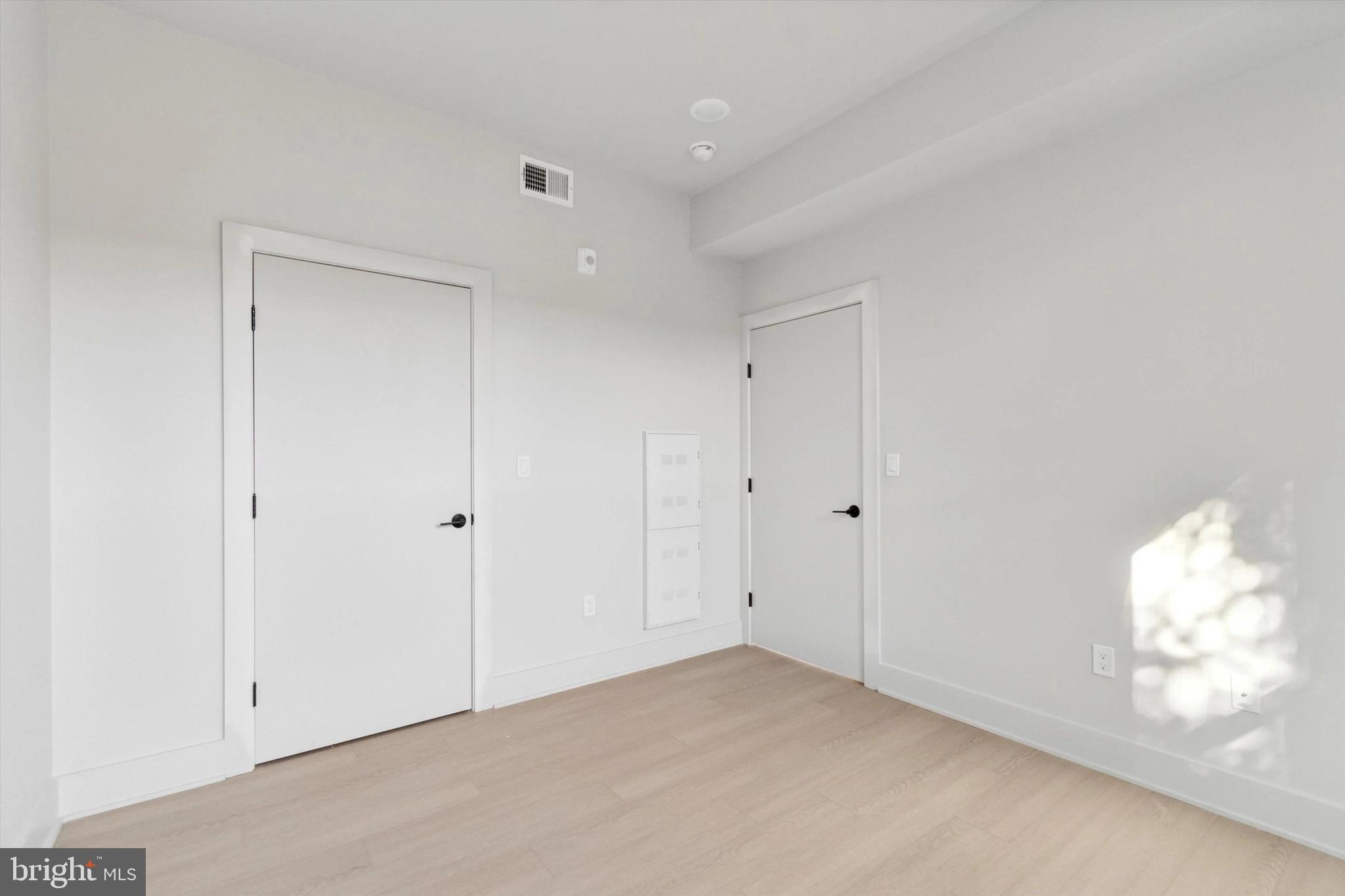 GERMANTOWN - Residential Lease