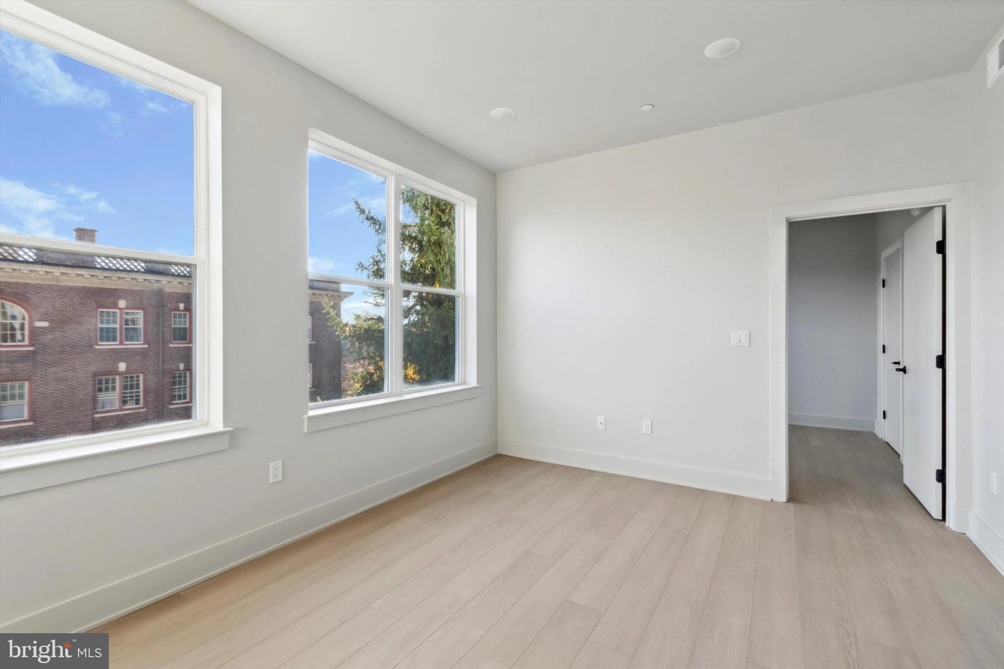 GERMANTOWN - Residential Lease