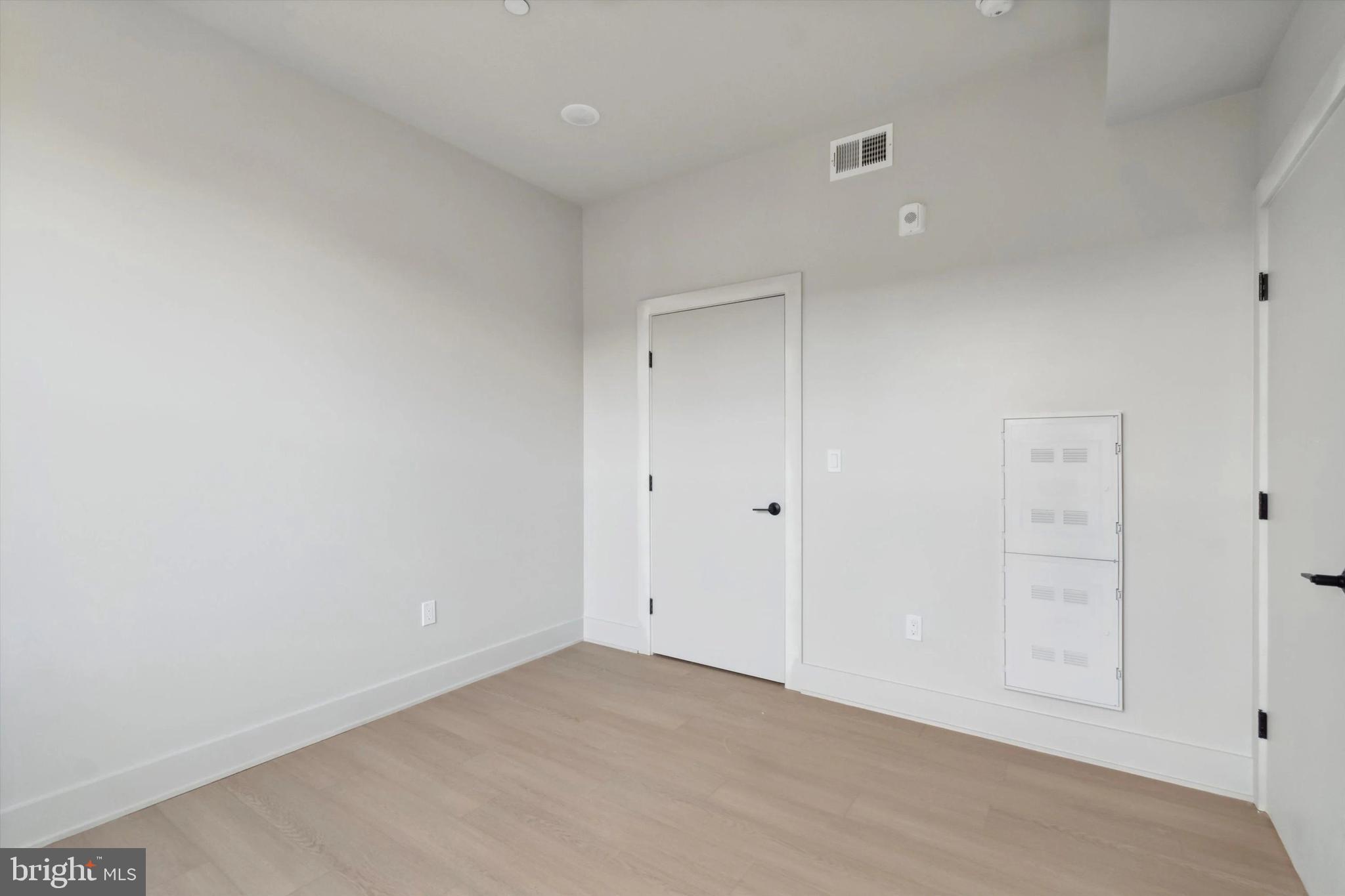 GERMANTOWN - Residential Lease