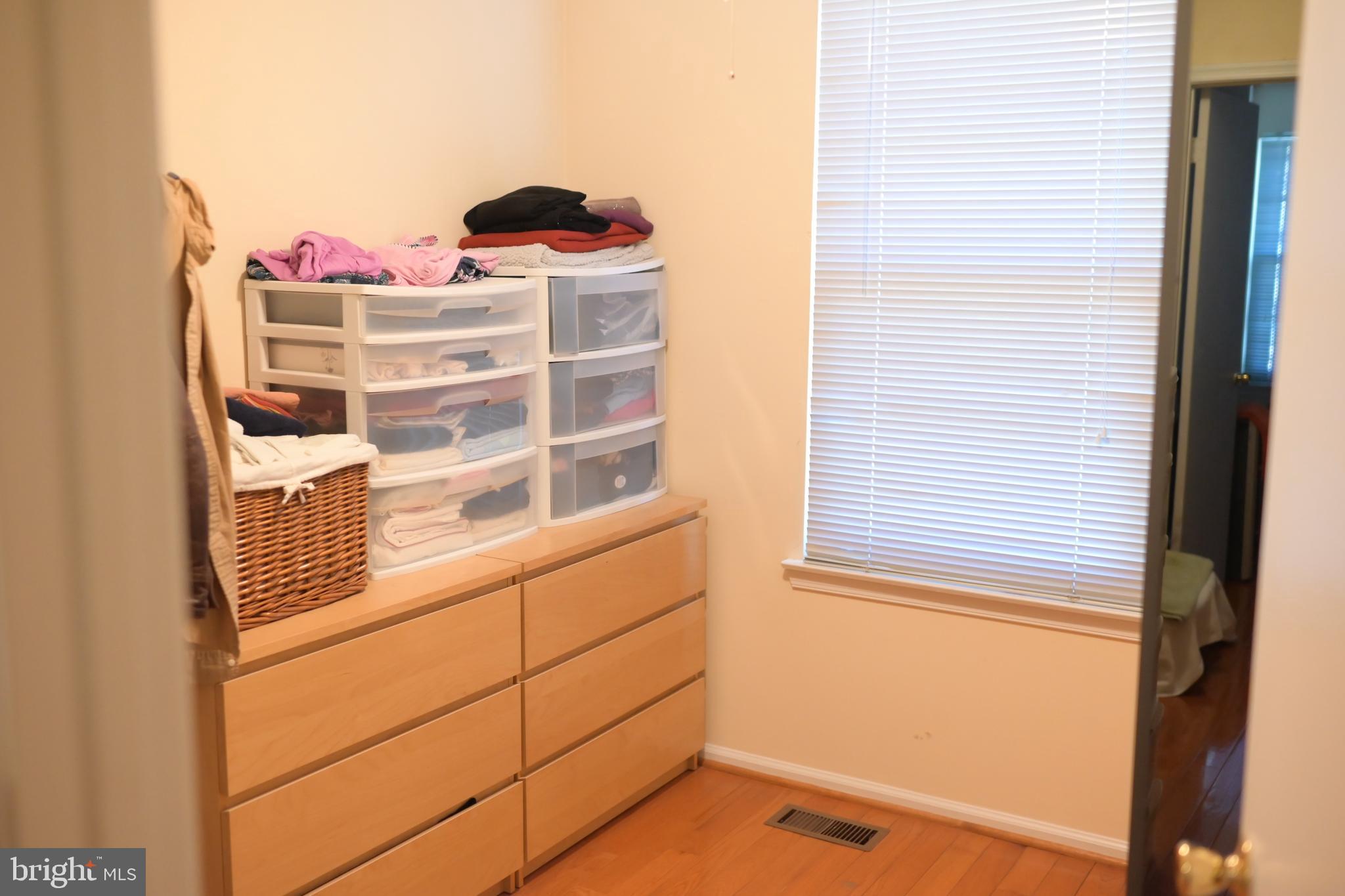 SINGLETONS GROVE - Residential