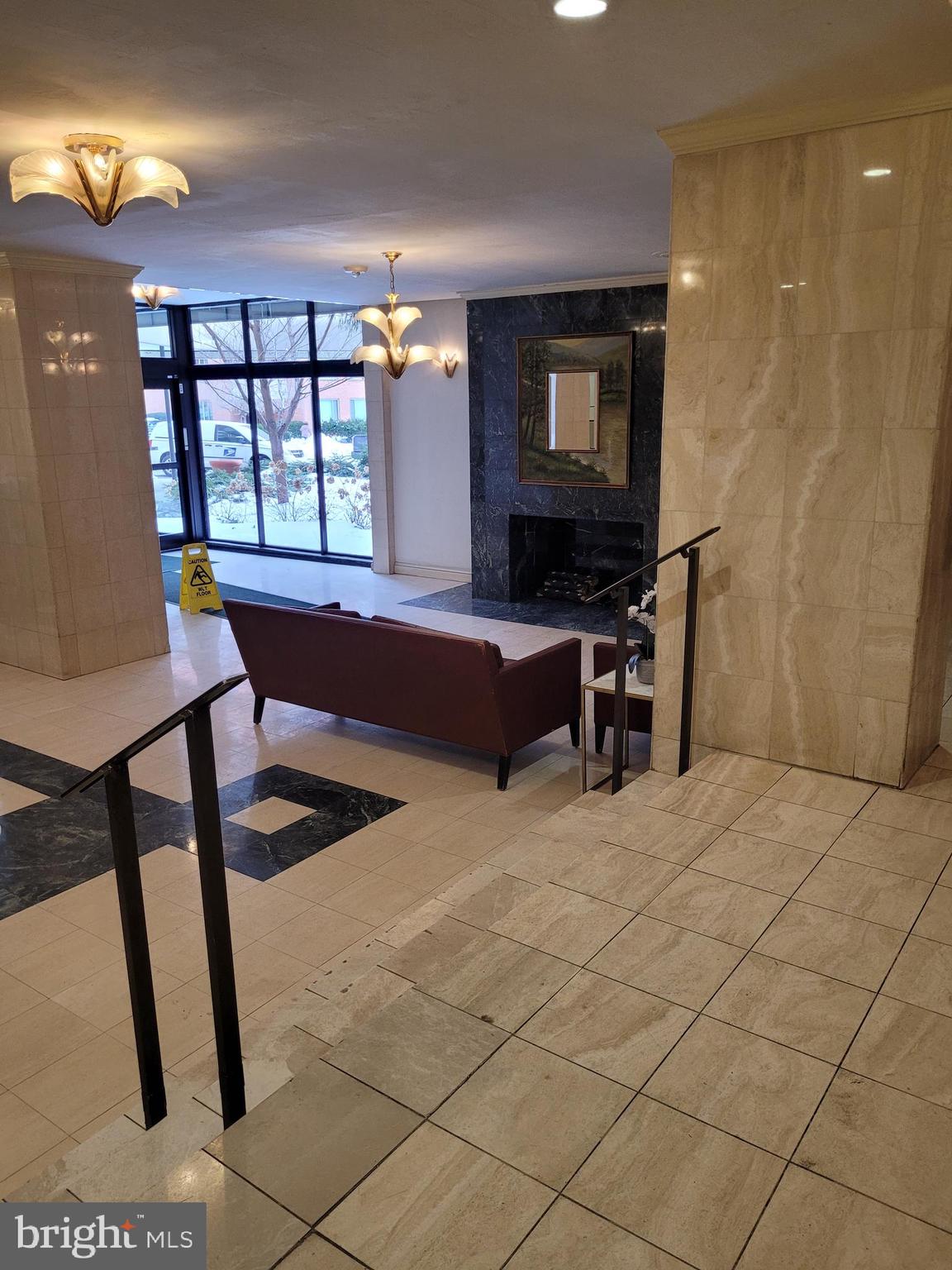 1121 ARLINGTON BOULEVARD 624