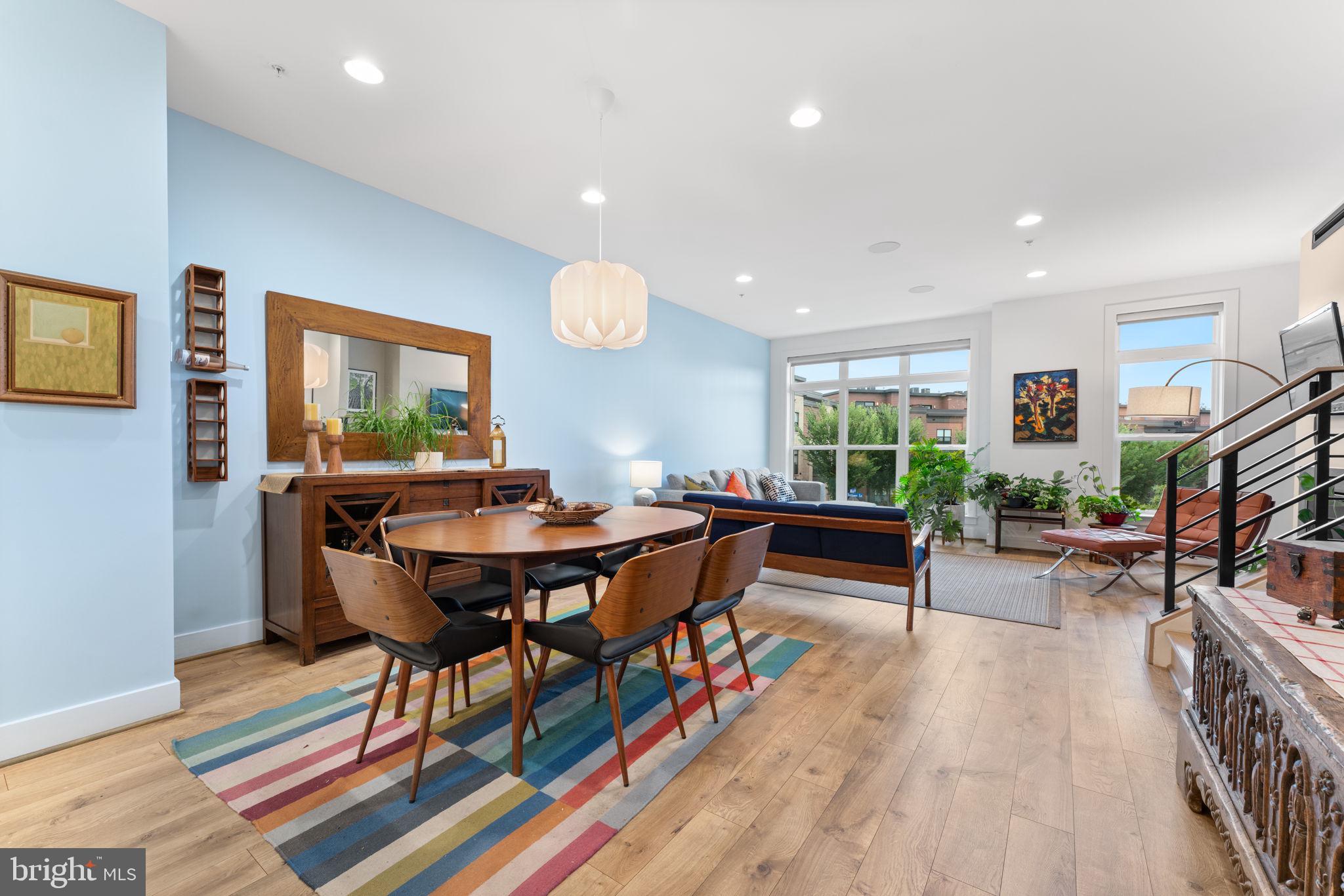 TOWER OAKS - Residential