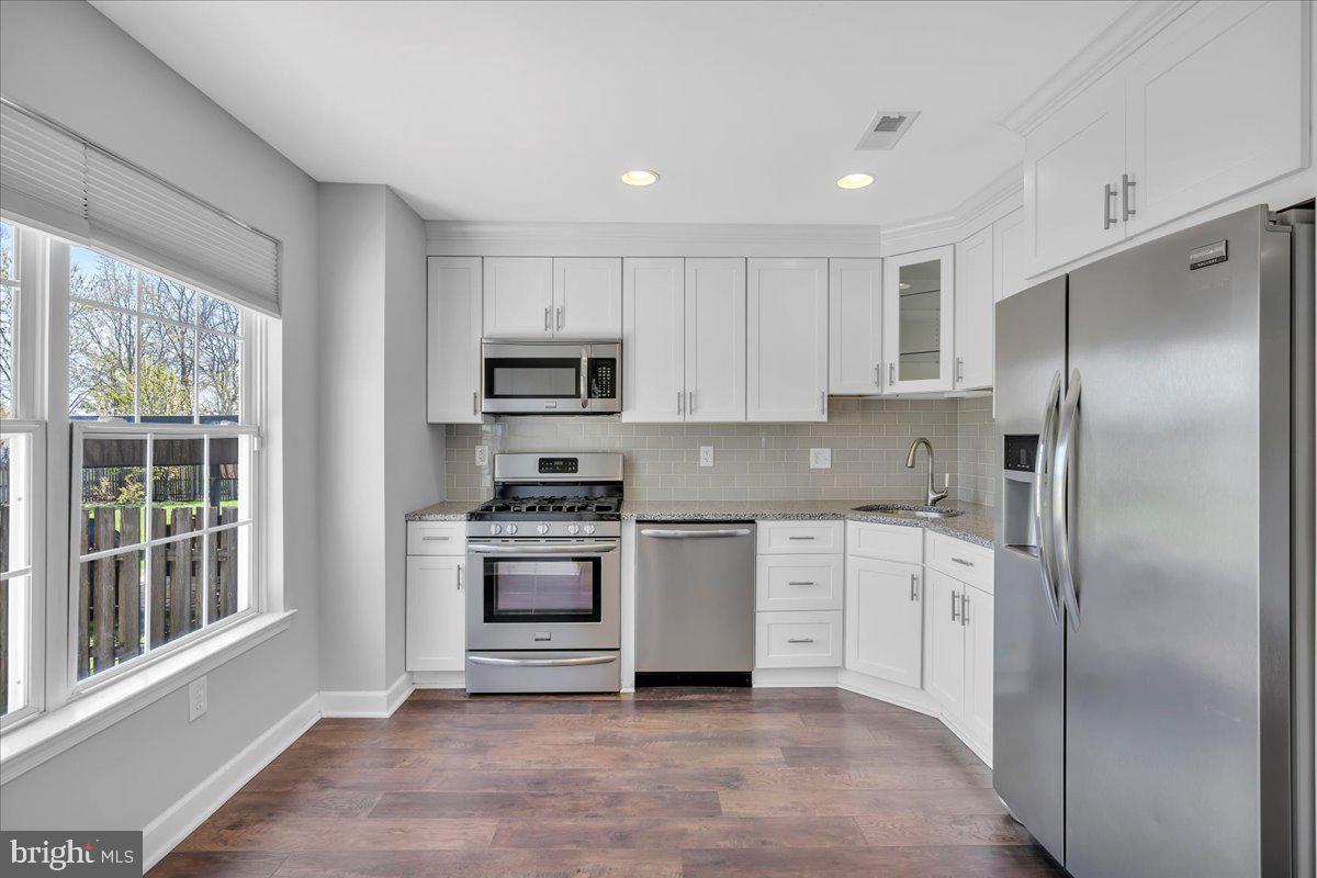 99 ROOSEVELT BOULEVARD