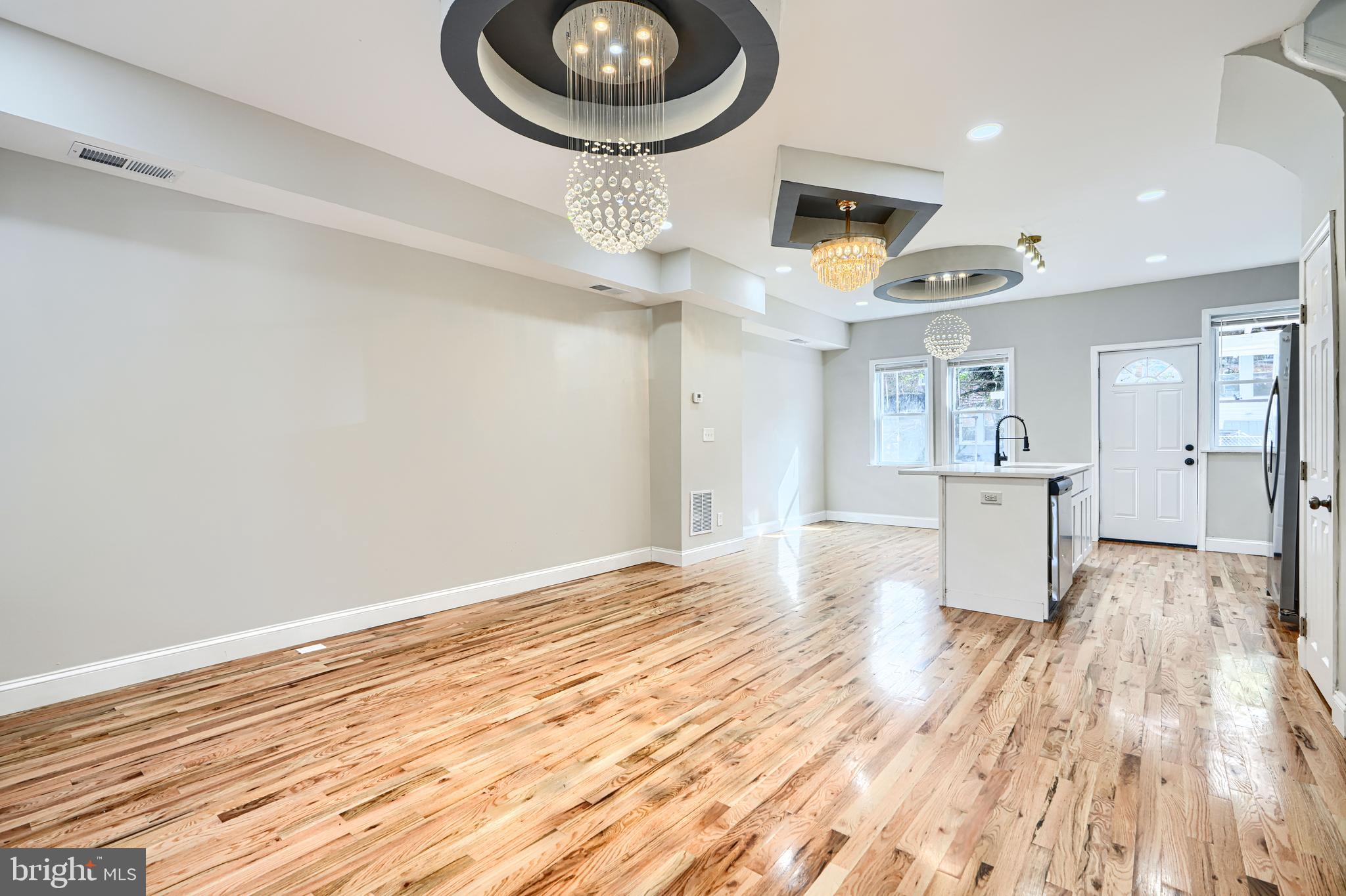 EDGEWOOD - Residential