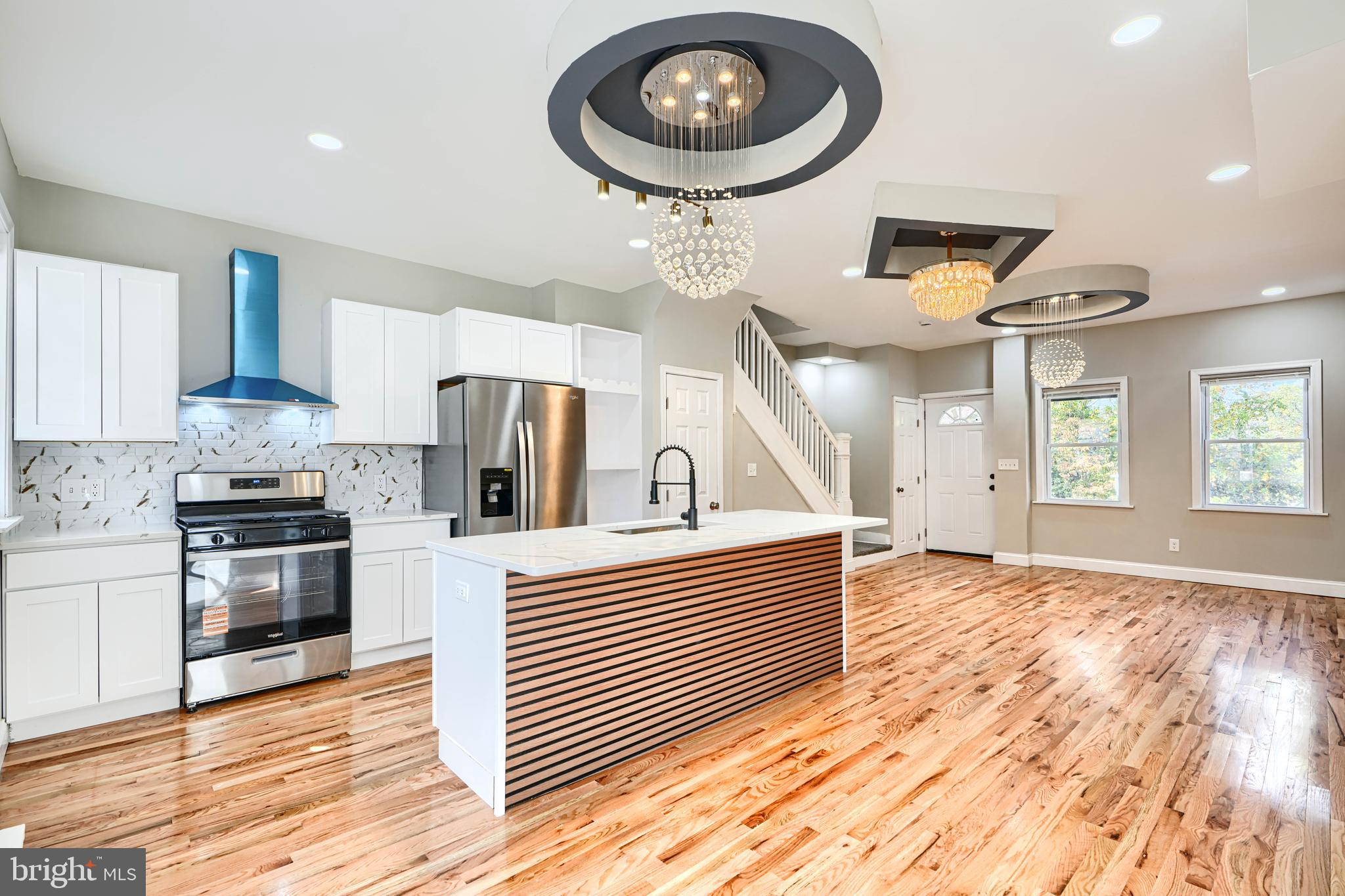 EDGEWOOD - Residential