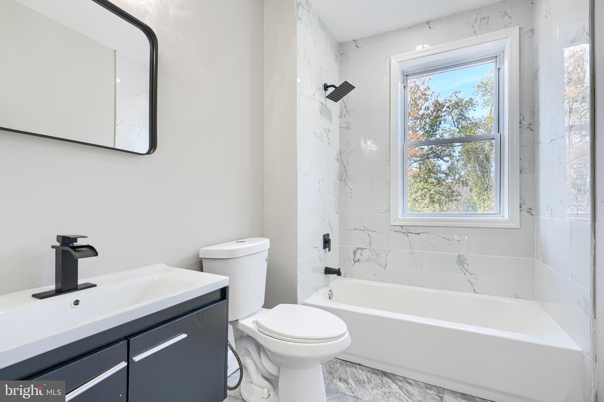 EDGEWOOD - Residential