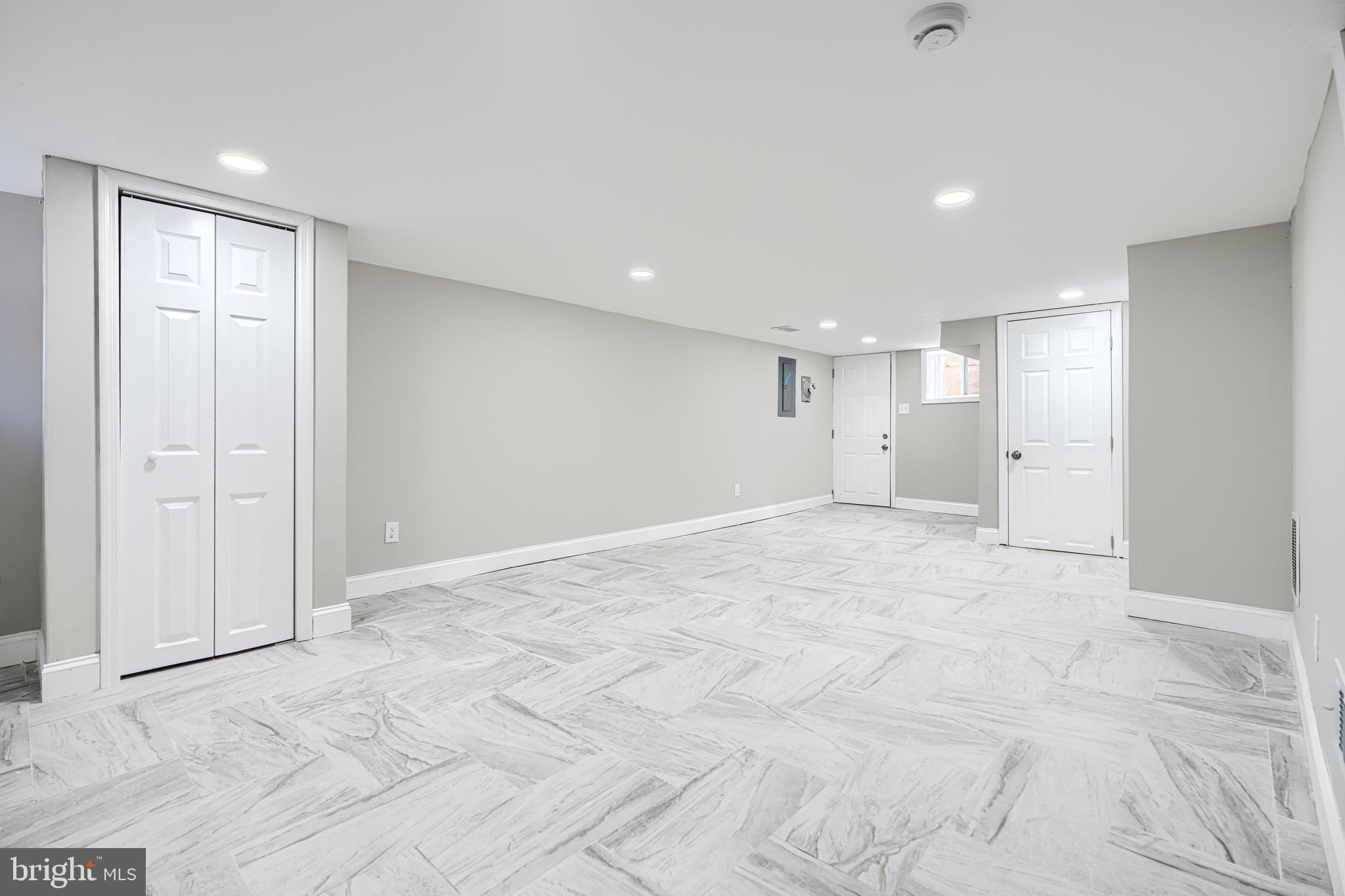 EDGEWOOD - Residential