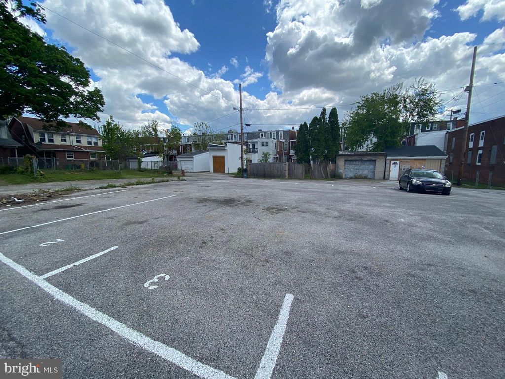 Photo of 747 S Pershing Avenue #PARKING SPOT, YORK, PA 17401 (MLS # PAYK2041476)