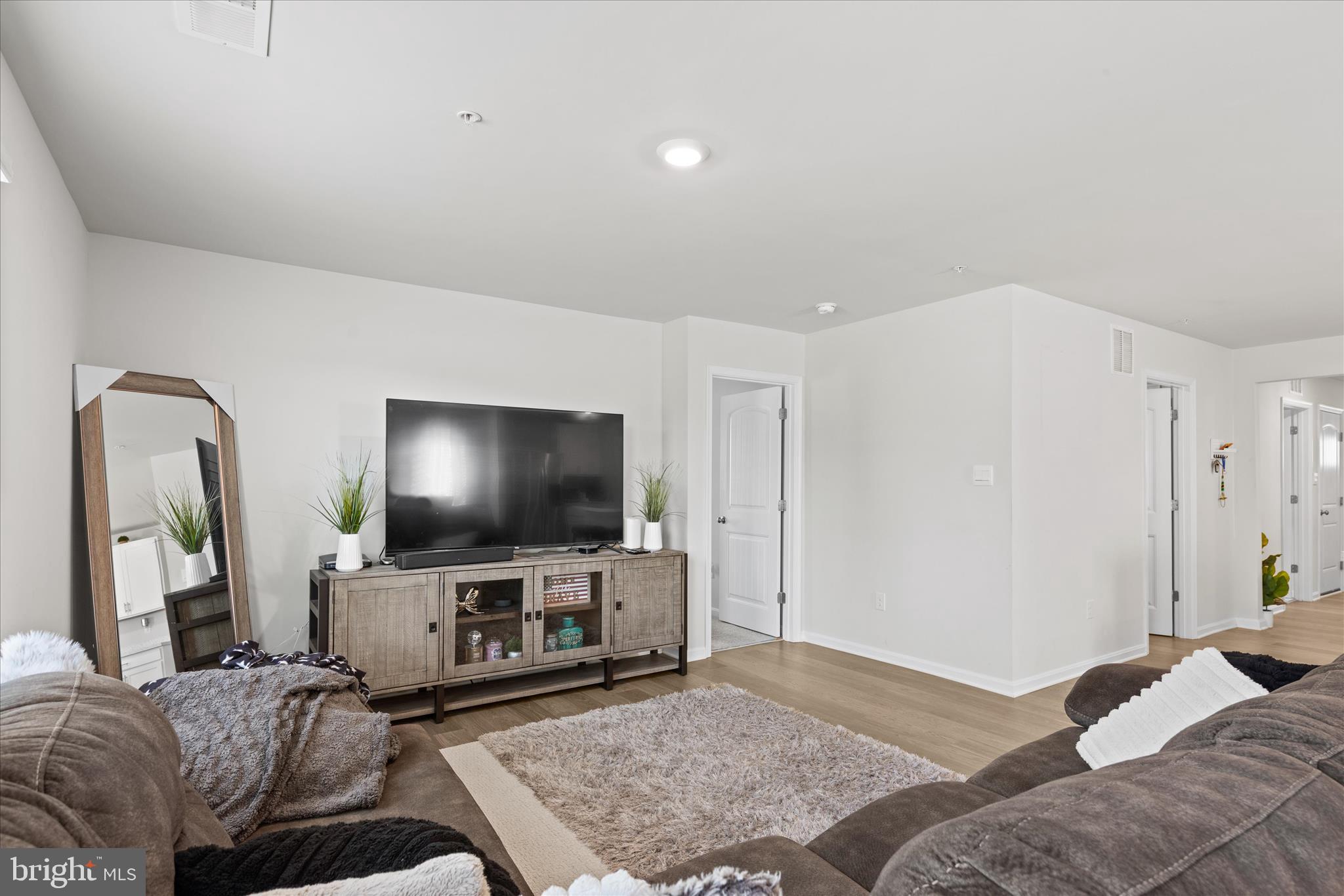 SASSAFRAS MEADOWS - Residential