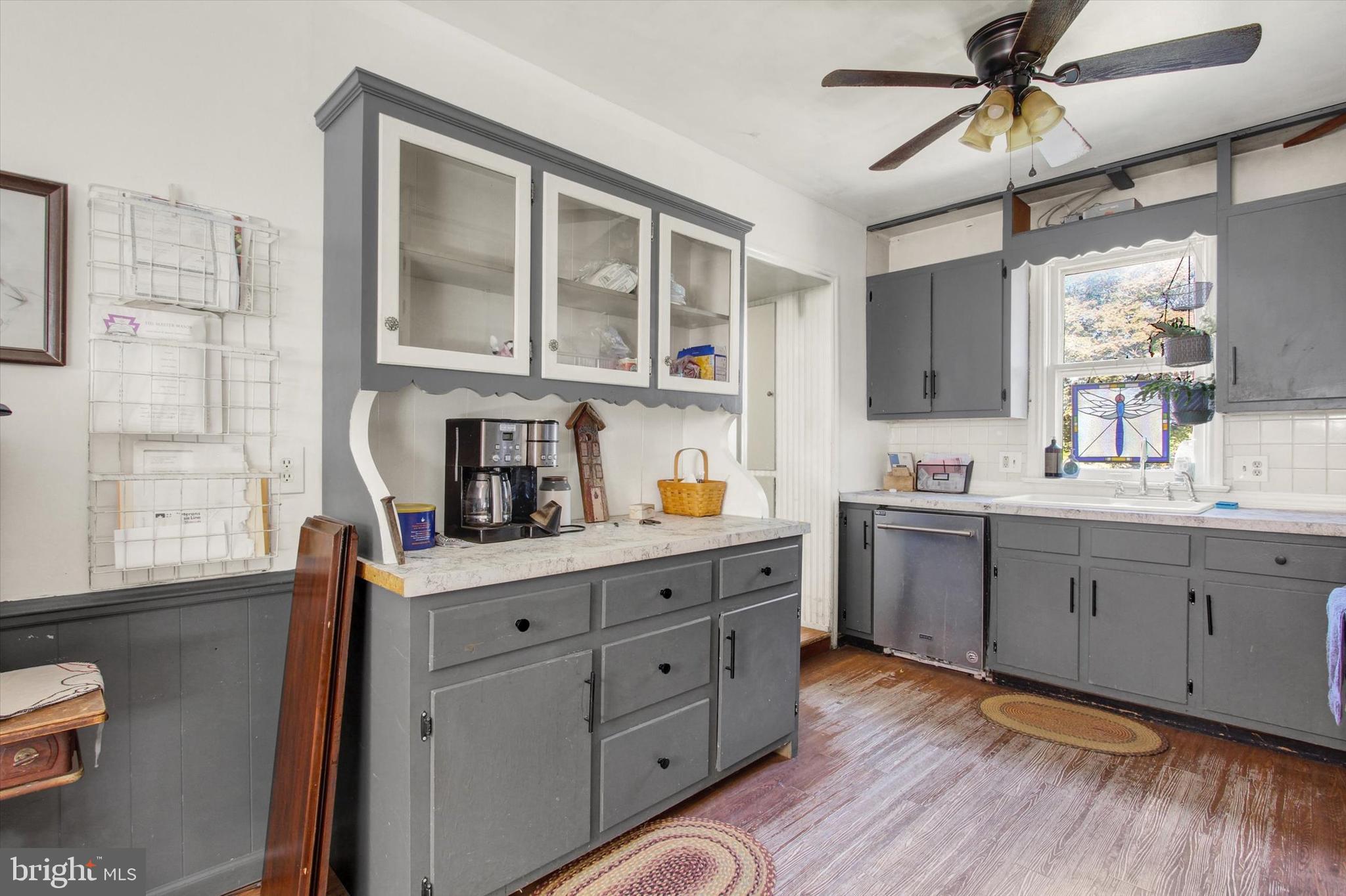 FAIRFIELD BOROUGH - Residential