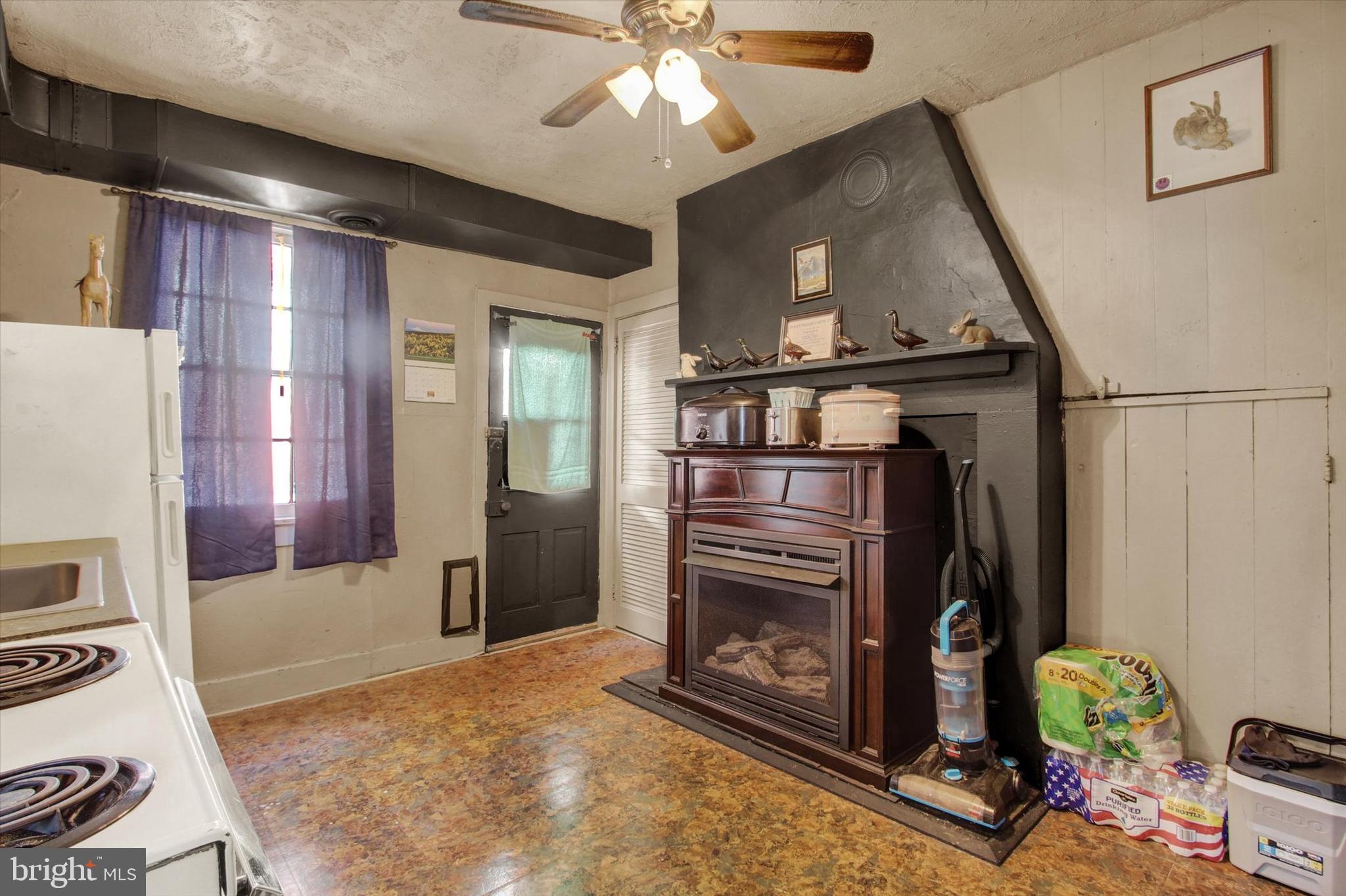 FAIRFIELD BOROUGH - Residential