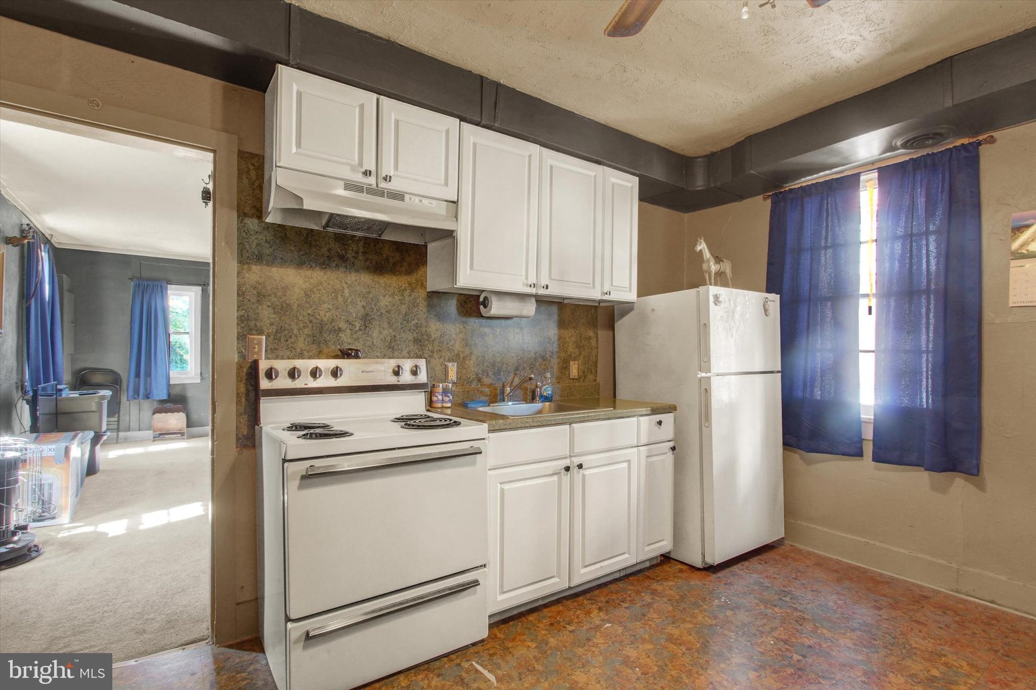 FAIRFIELD BOROUGH - Residential