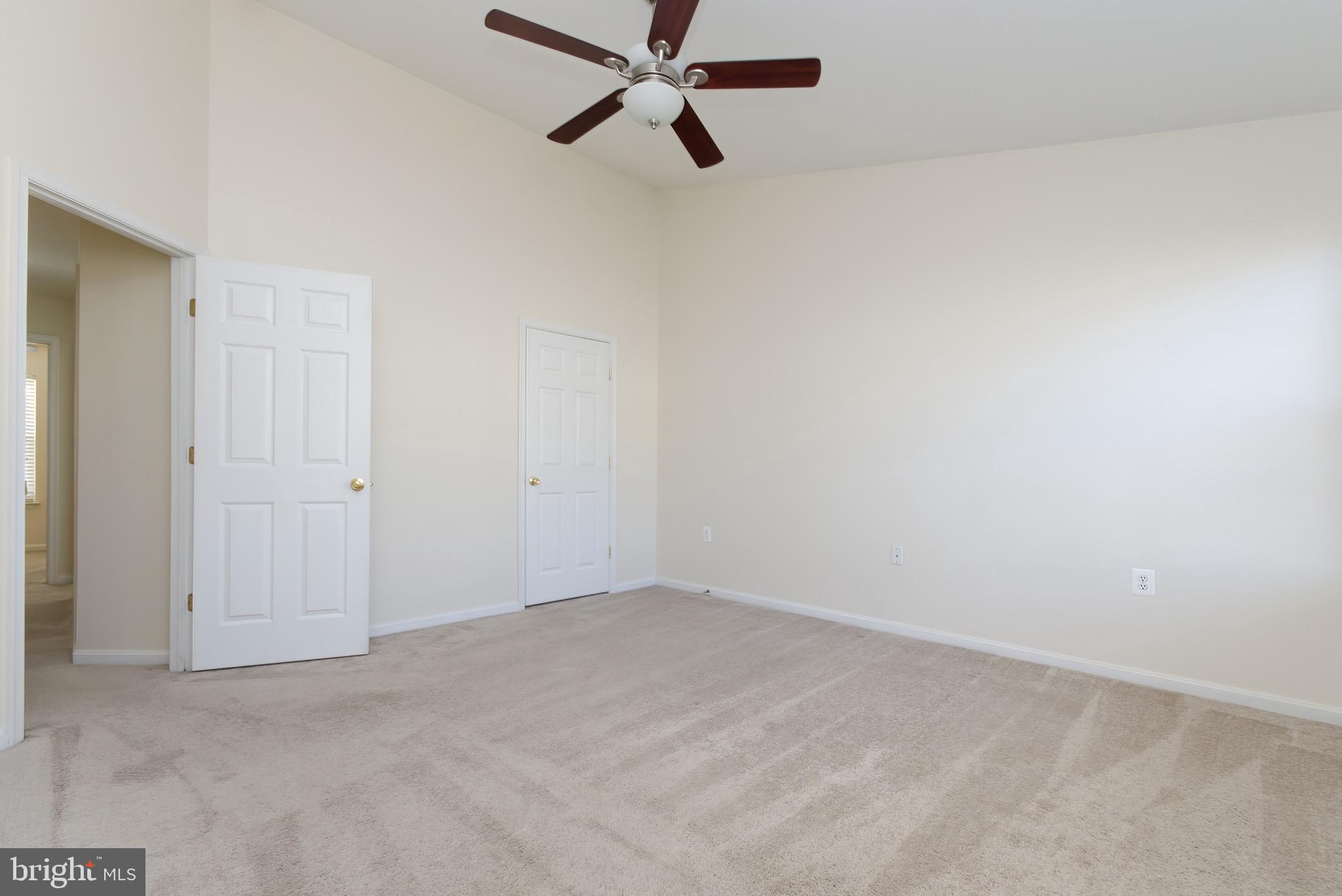 LEE'S RIDGE - Residential