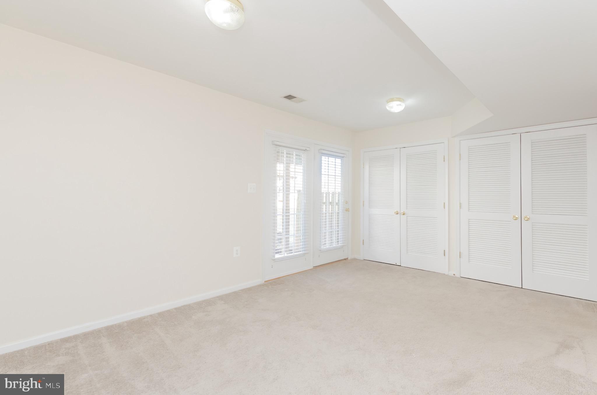 LEE'S RIDGE - Residential