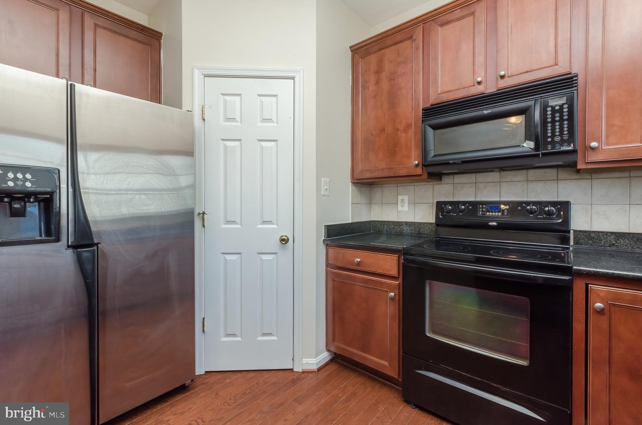 LEE'S RIDGE - Residential