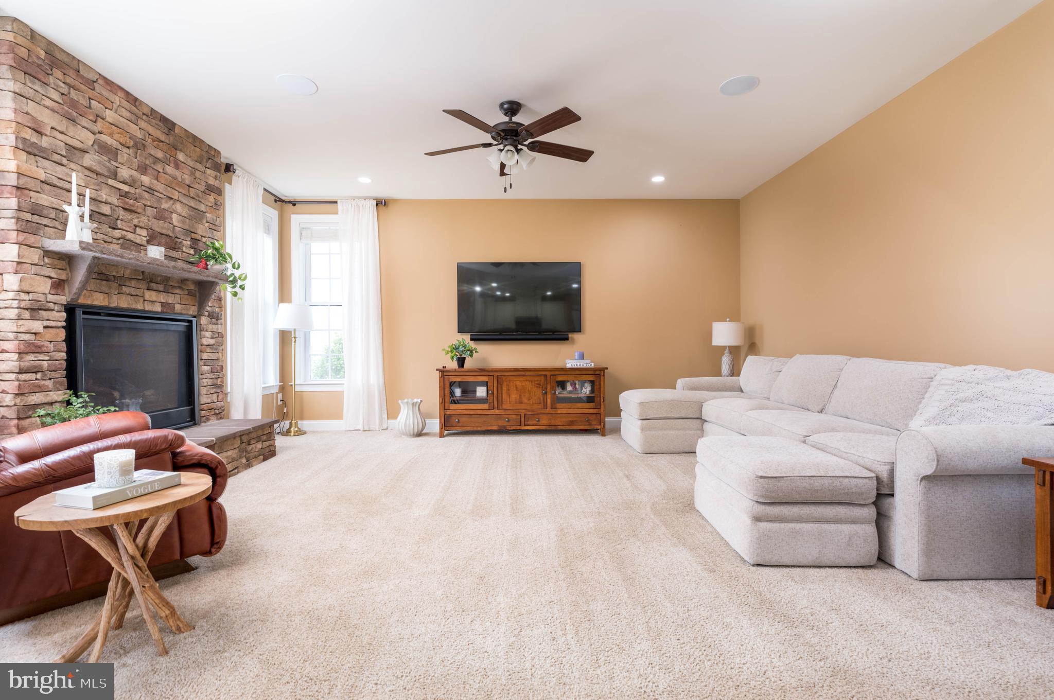 DOMINION VALLEY COUNTRY CLUB - Residential