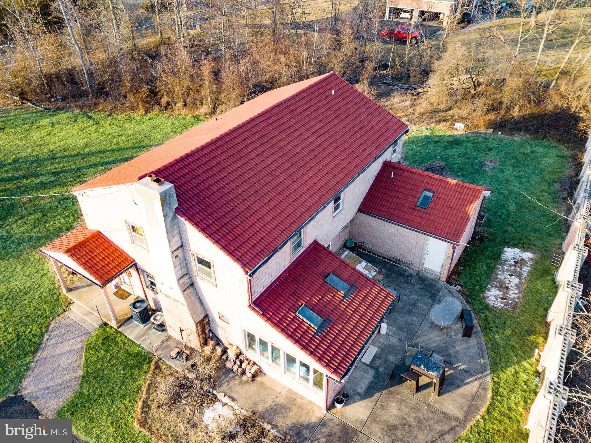 87 CHESTNUT LANE