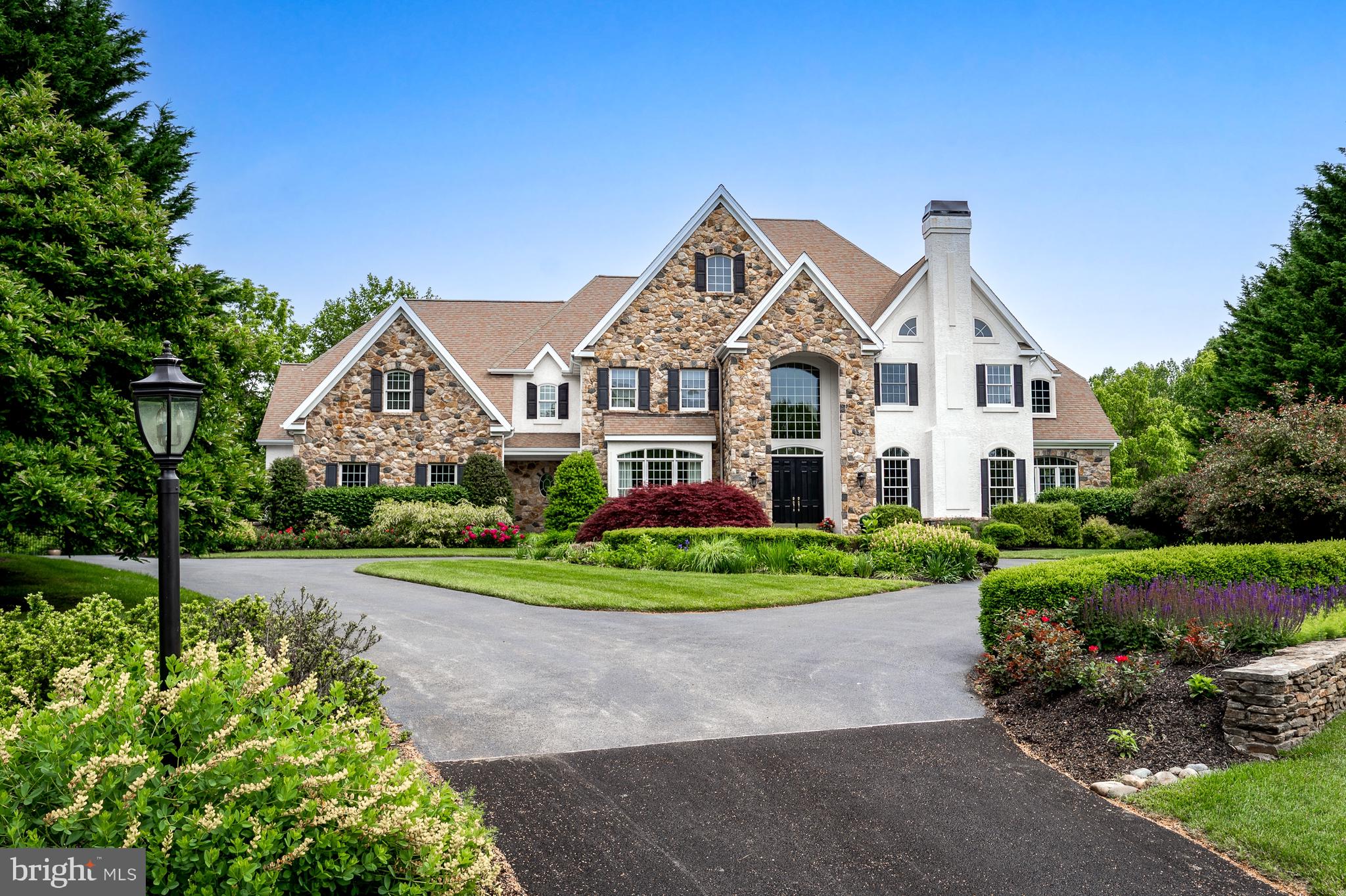 303 LAVENDER LANE