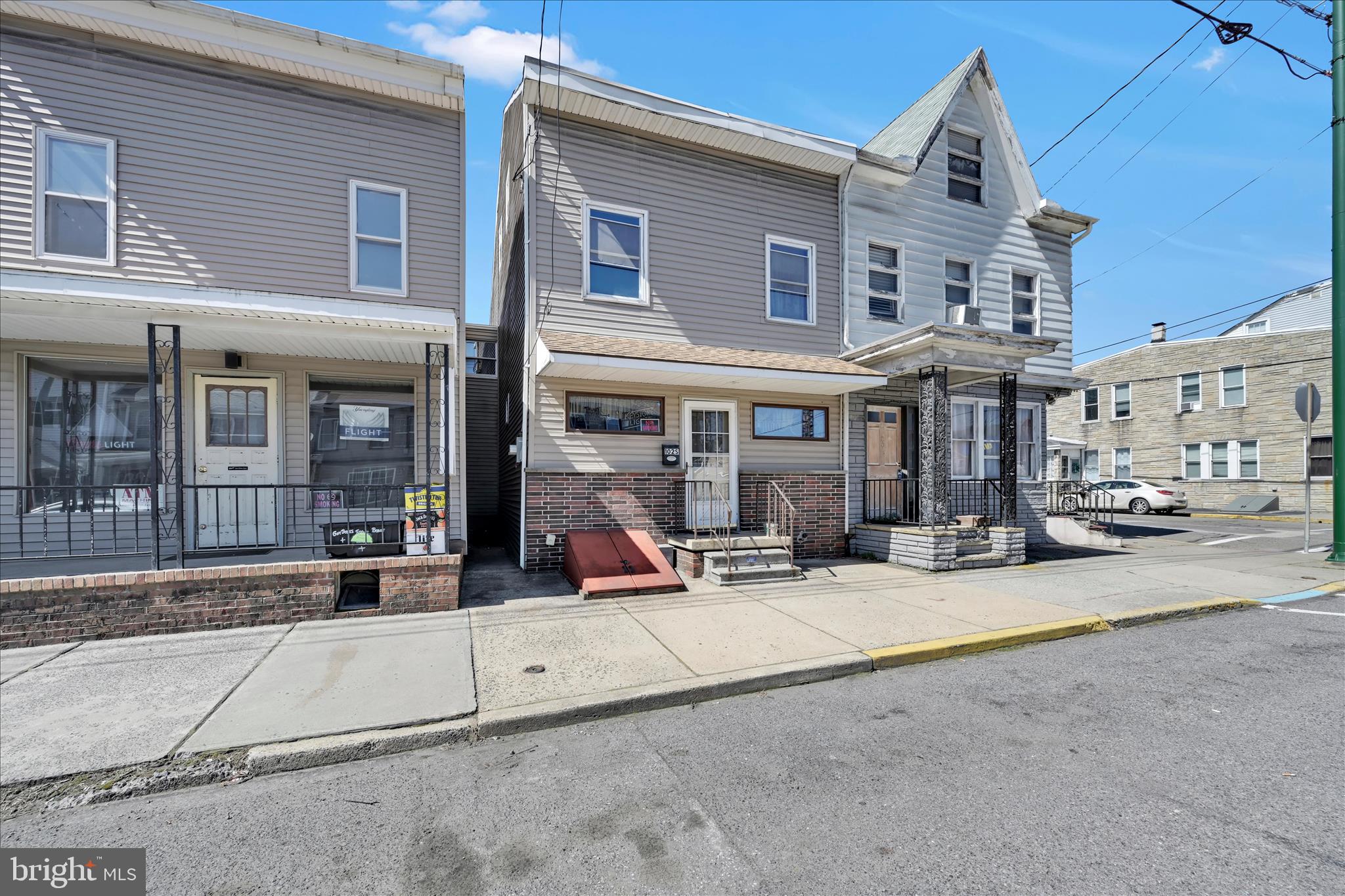 102-104 S 2ND STREET