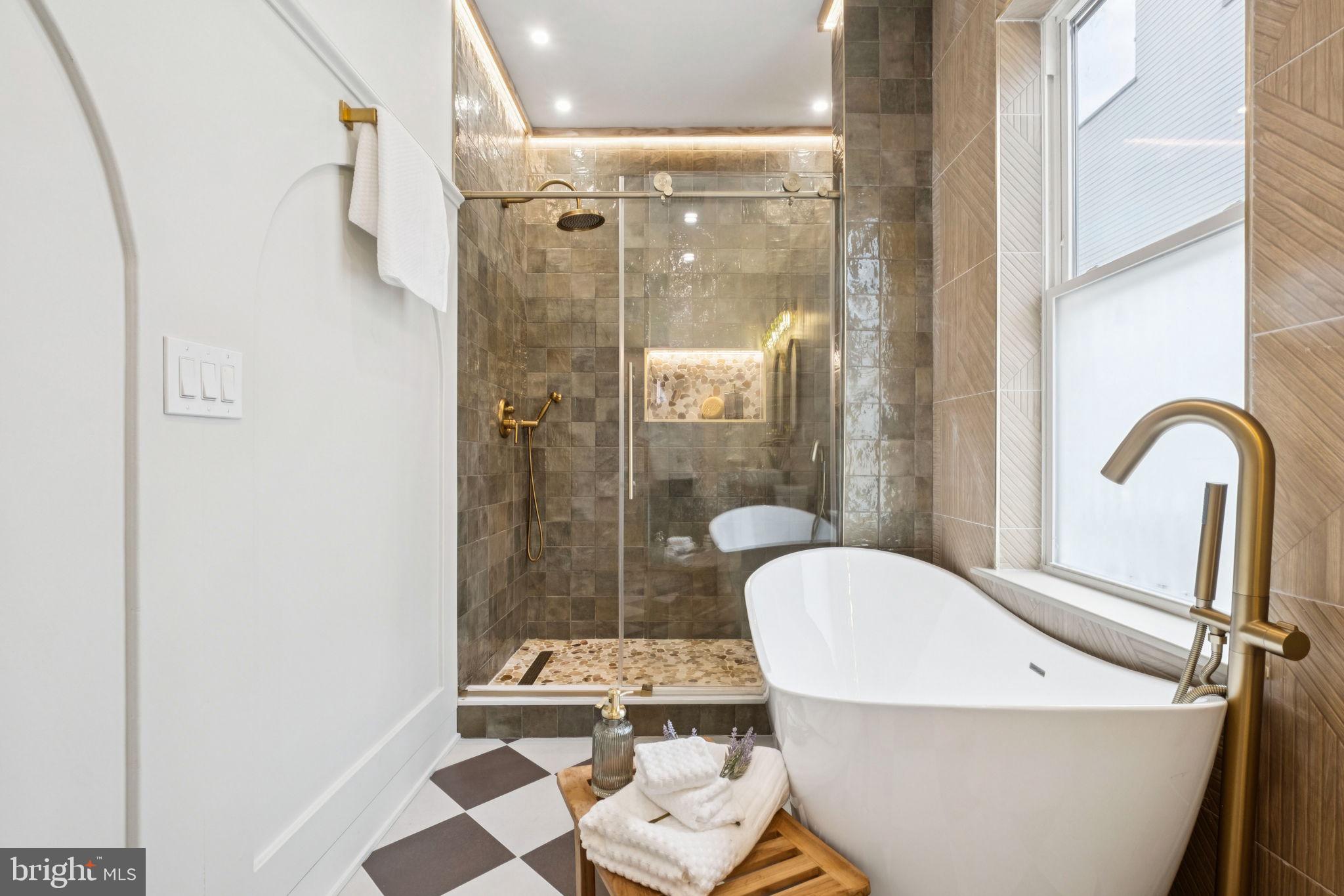 FISHTOWN - Residential