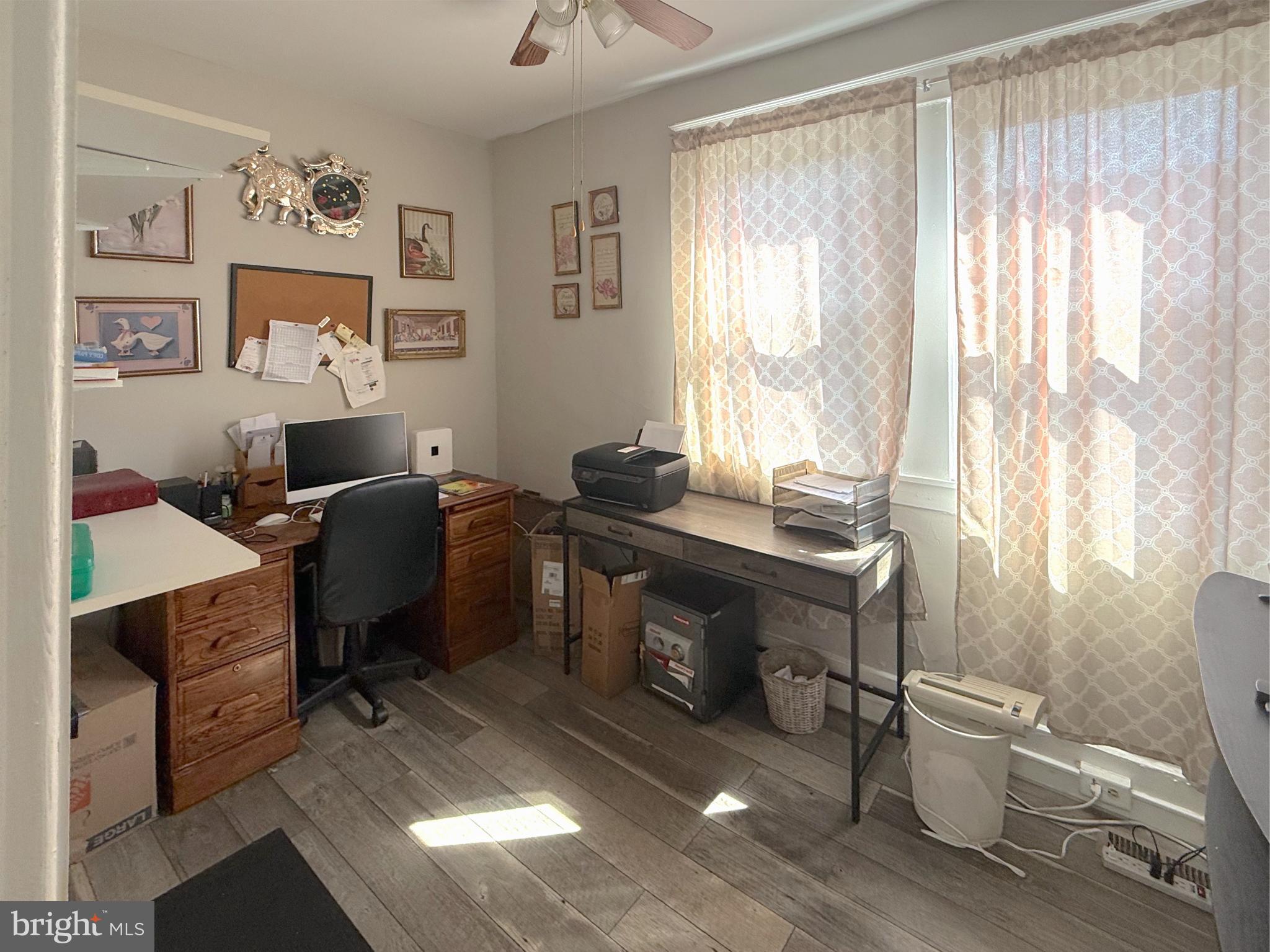 WOODMERE - Residential