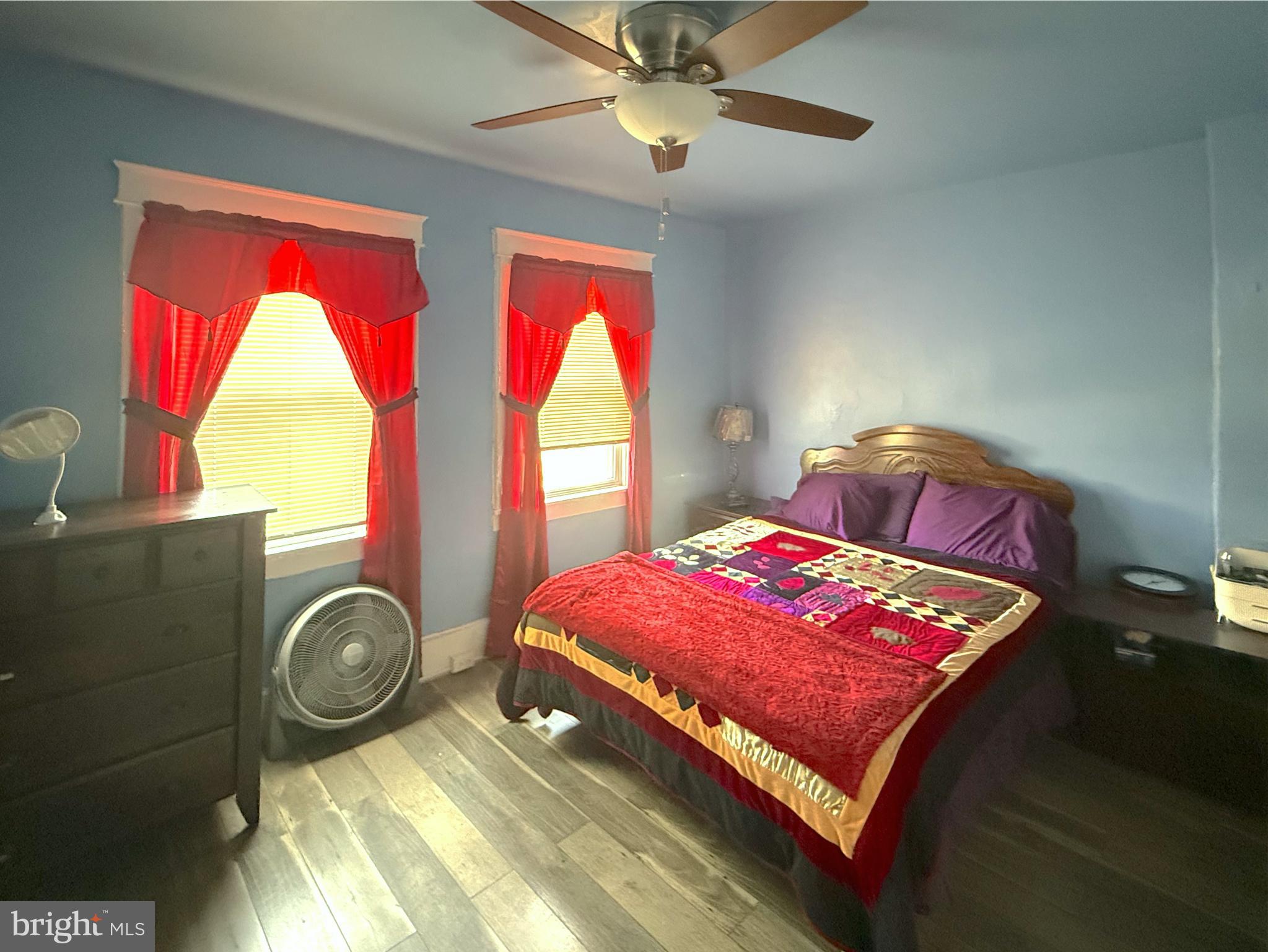 WOODMERE - Residential