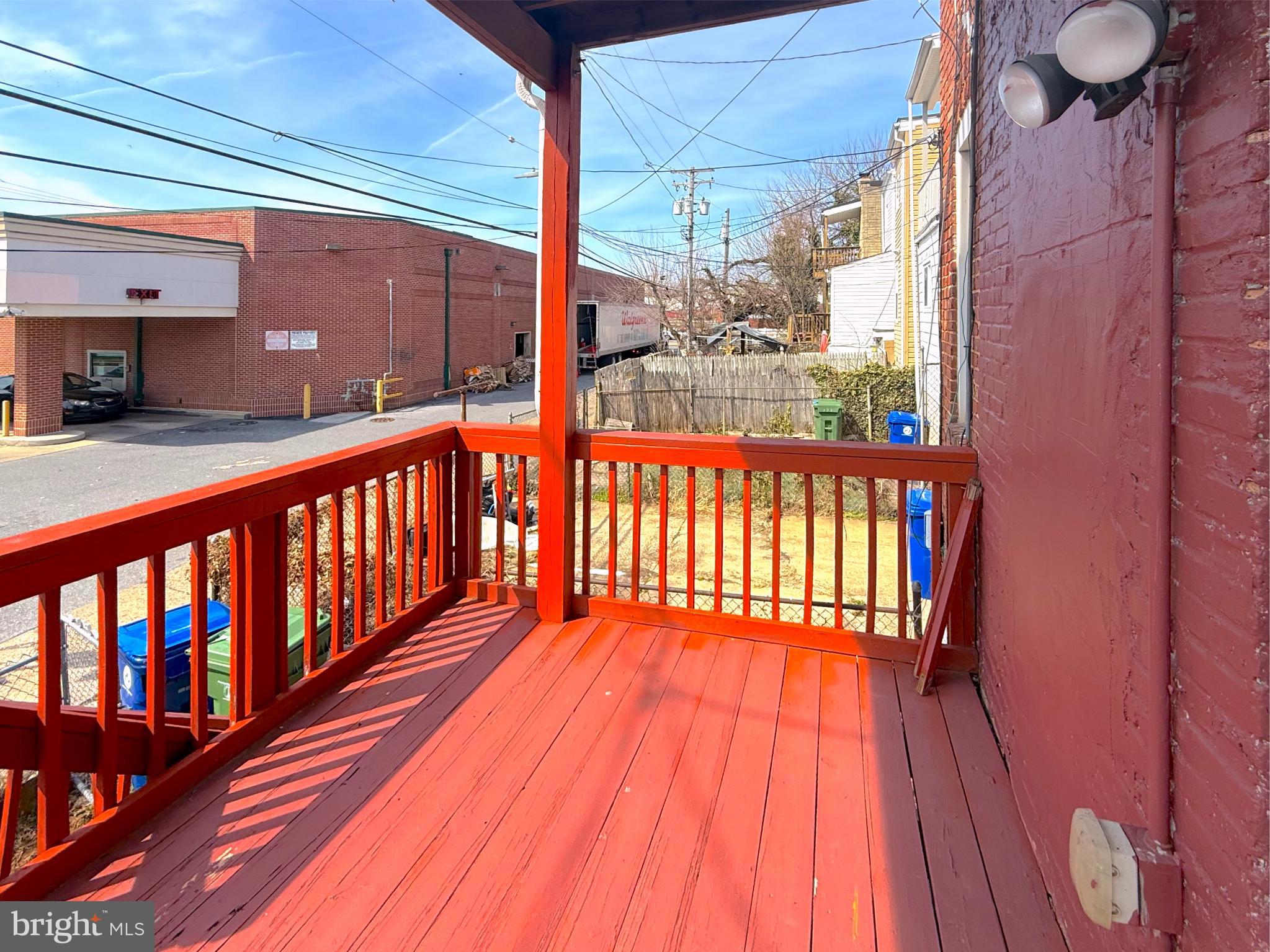 WOODMERE - Residential