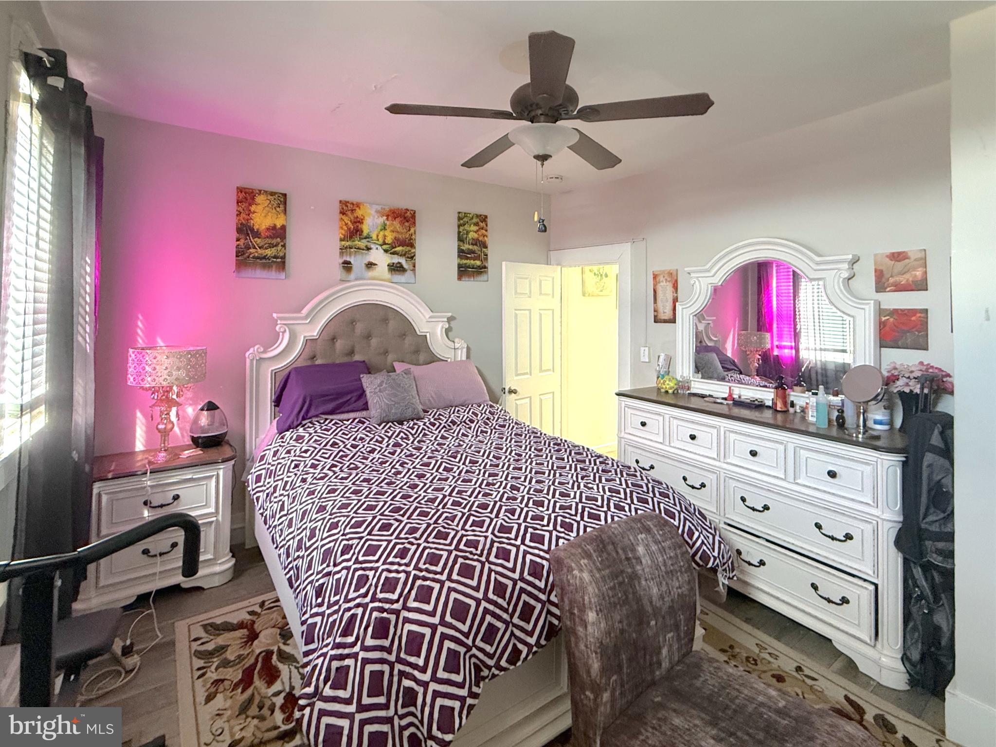 WOODMERE - Residential