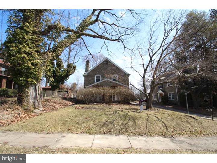 EAST OAK LANE - Residential