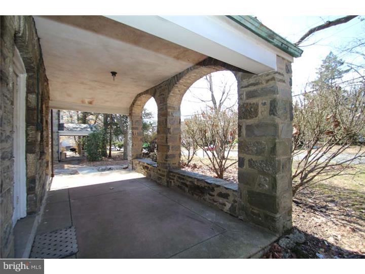 EAST OAK LANE - Residential